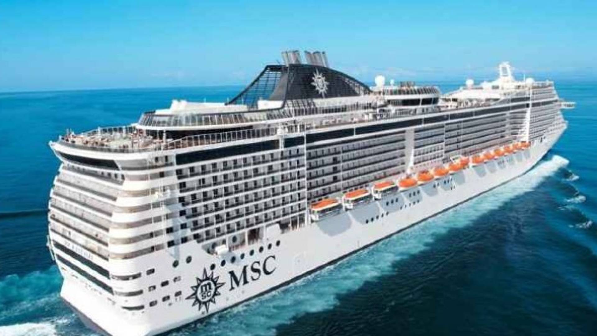  الباخرة الايطالية MSC Fantasia
