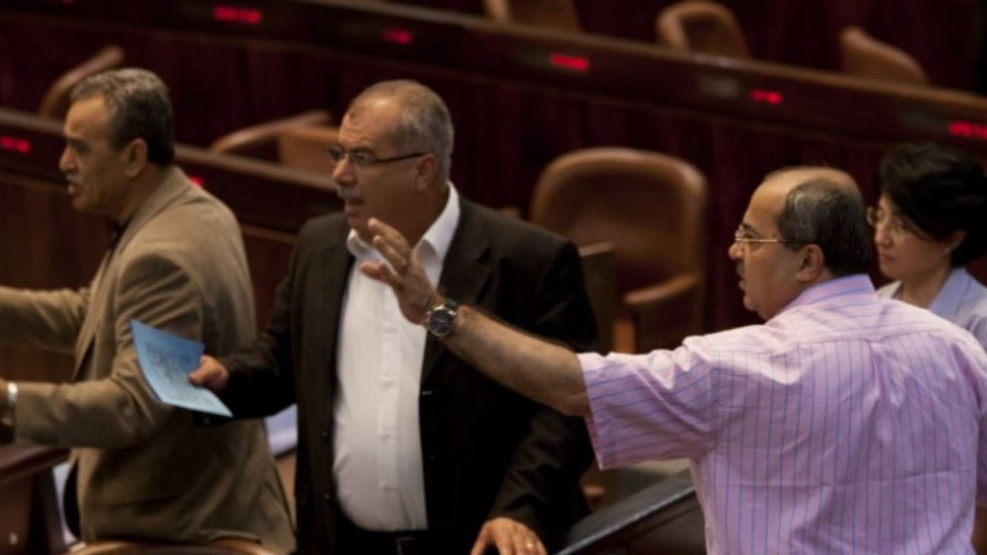  رئيس لجنة المتابعة العليا للجماهير العربية محمد بركة يدين حملة التحريض التي يقودها رئيس حكومة الاحتلال الإسرائيلي بنيامين نتنياهو