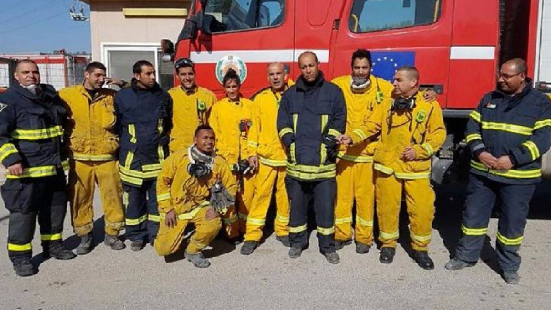 الدفاع المدني الفلسطيني برفقة جيش الاحتلال