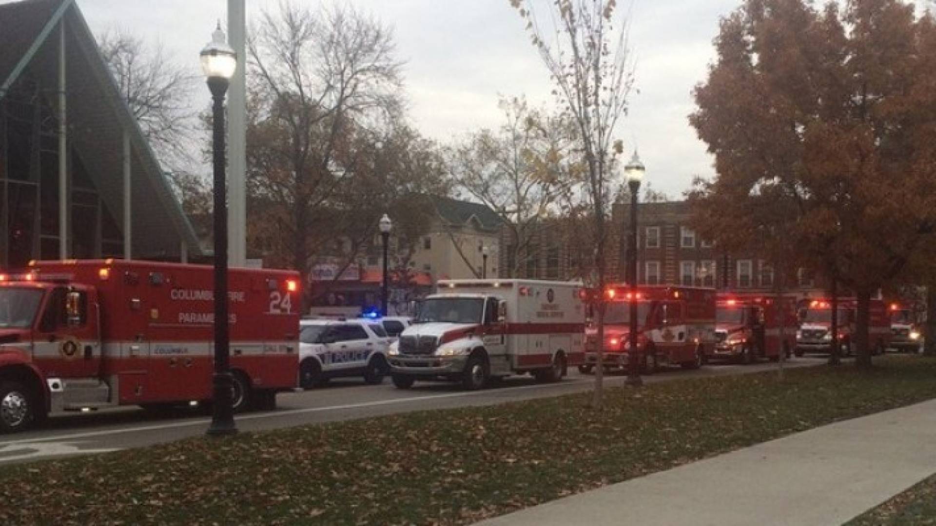 سيارات الاسعاف في الحرم الجامعي