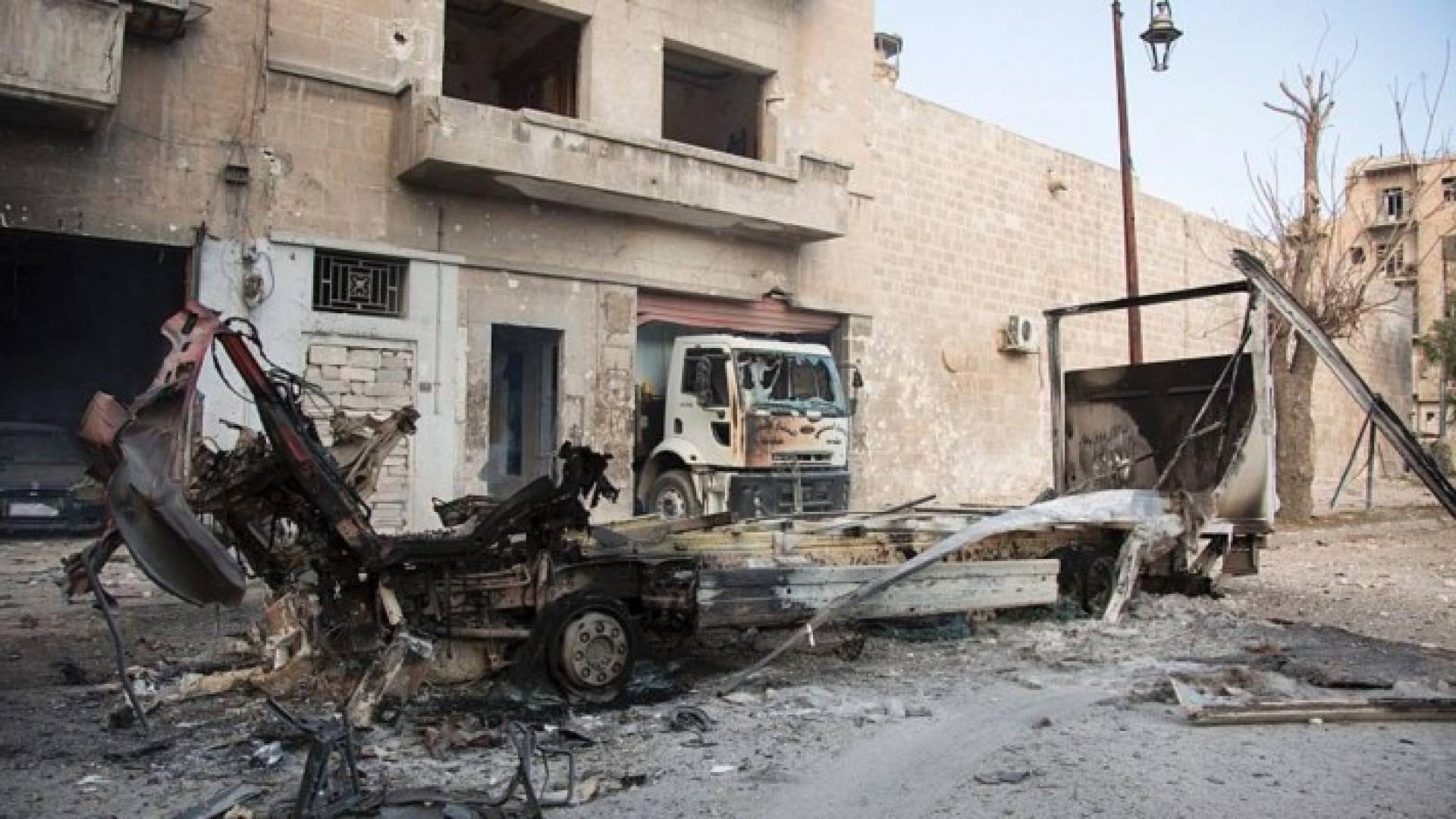 من آثار القصف على حلب. أرشيف