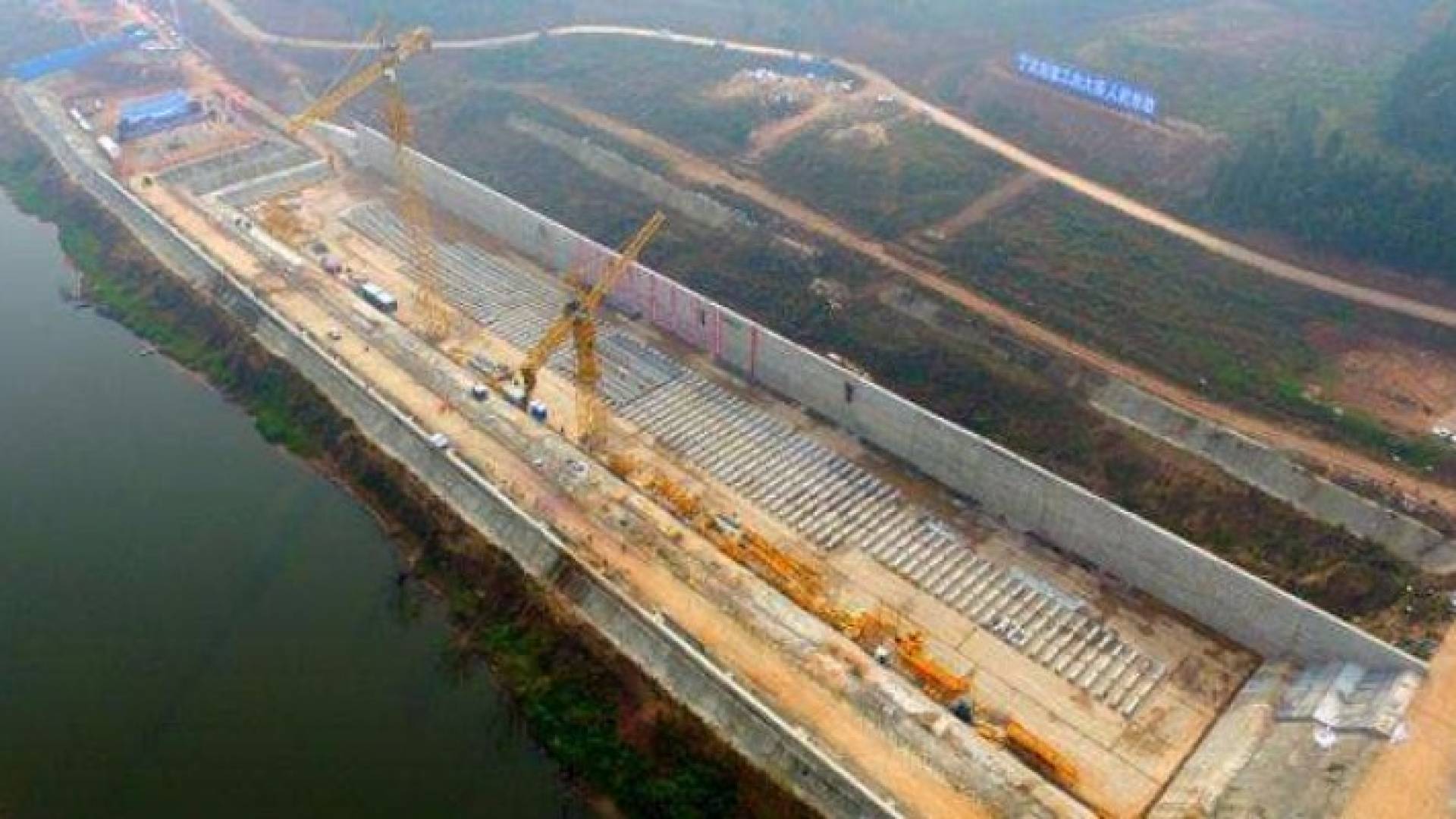 بناء نسخة صينية من سفينة تايتانيك