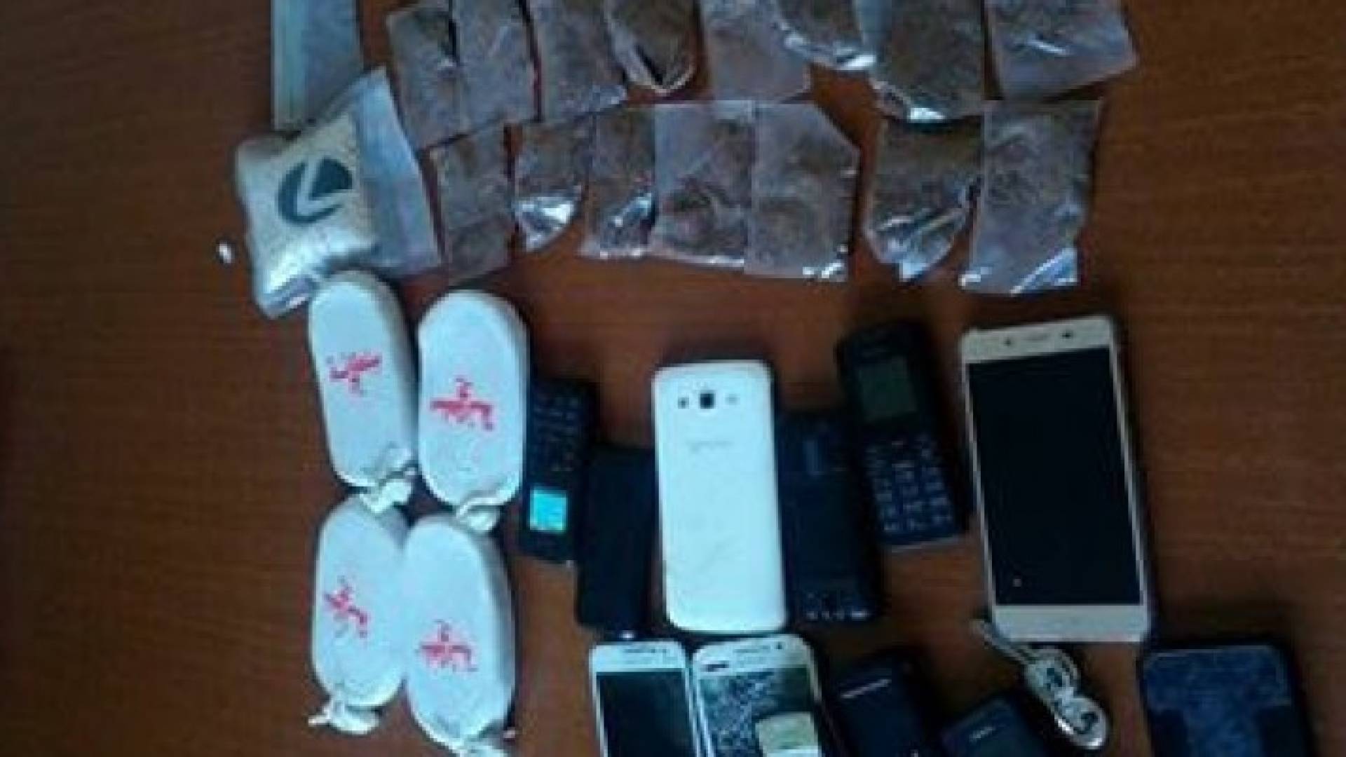 جانب من المضبوطات 