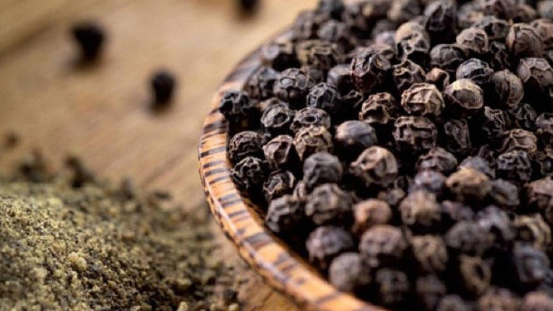 الفلفل الأسود