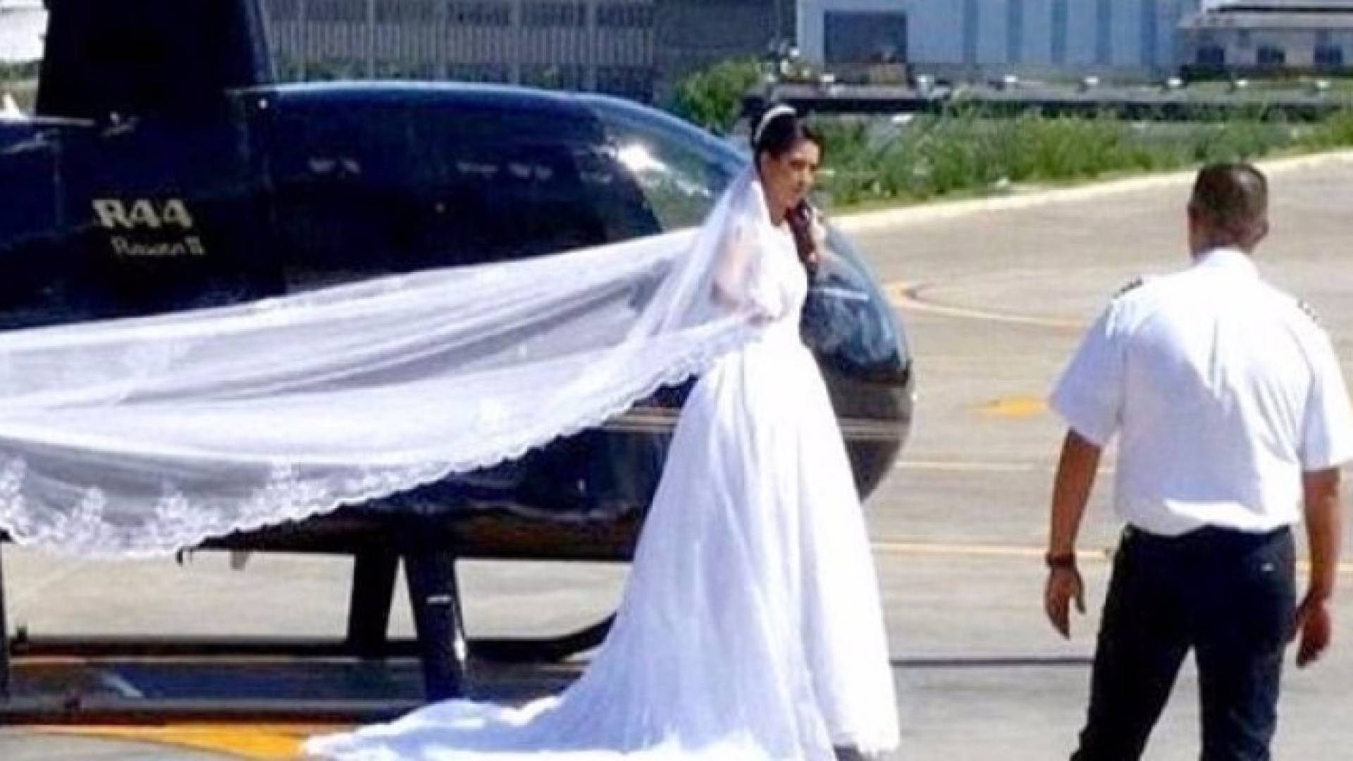 المروحية تحطمت في غابة قريبة من الكنيسة
