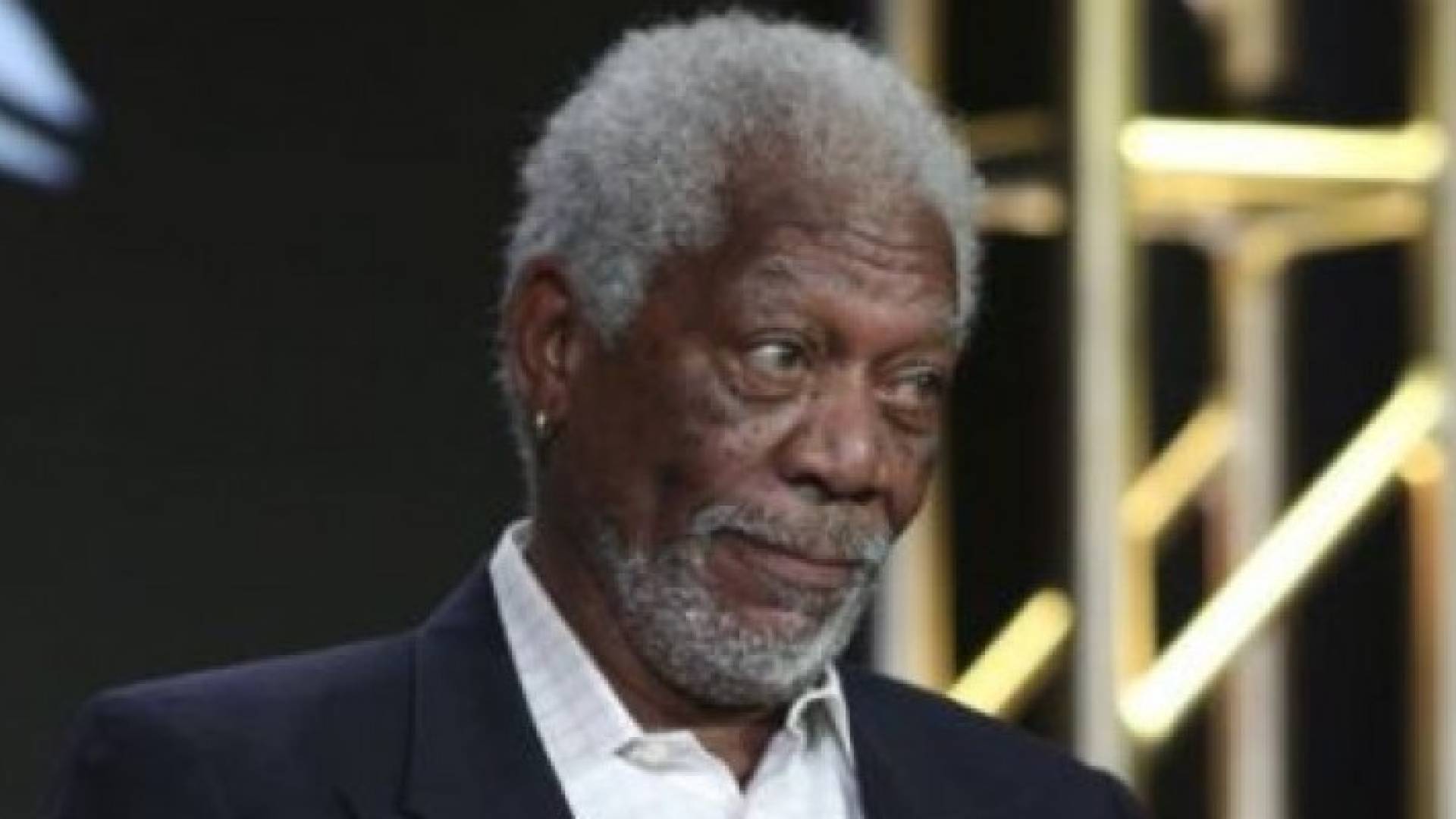 الممثل الأميركي الأسمر مورغان فريمان يصف الاذان بانه أحد أجمل الأصوات المسموعة في كل العالم