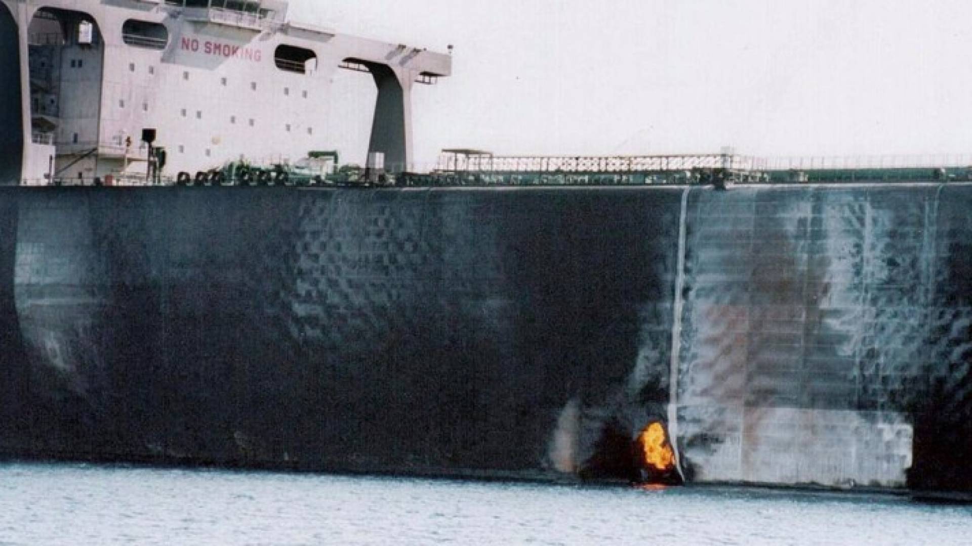 أرشيفية لسفينة في المكلا