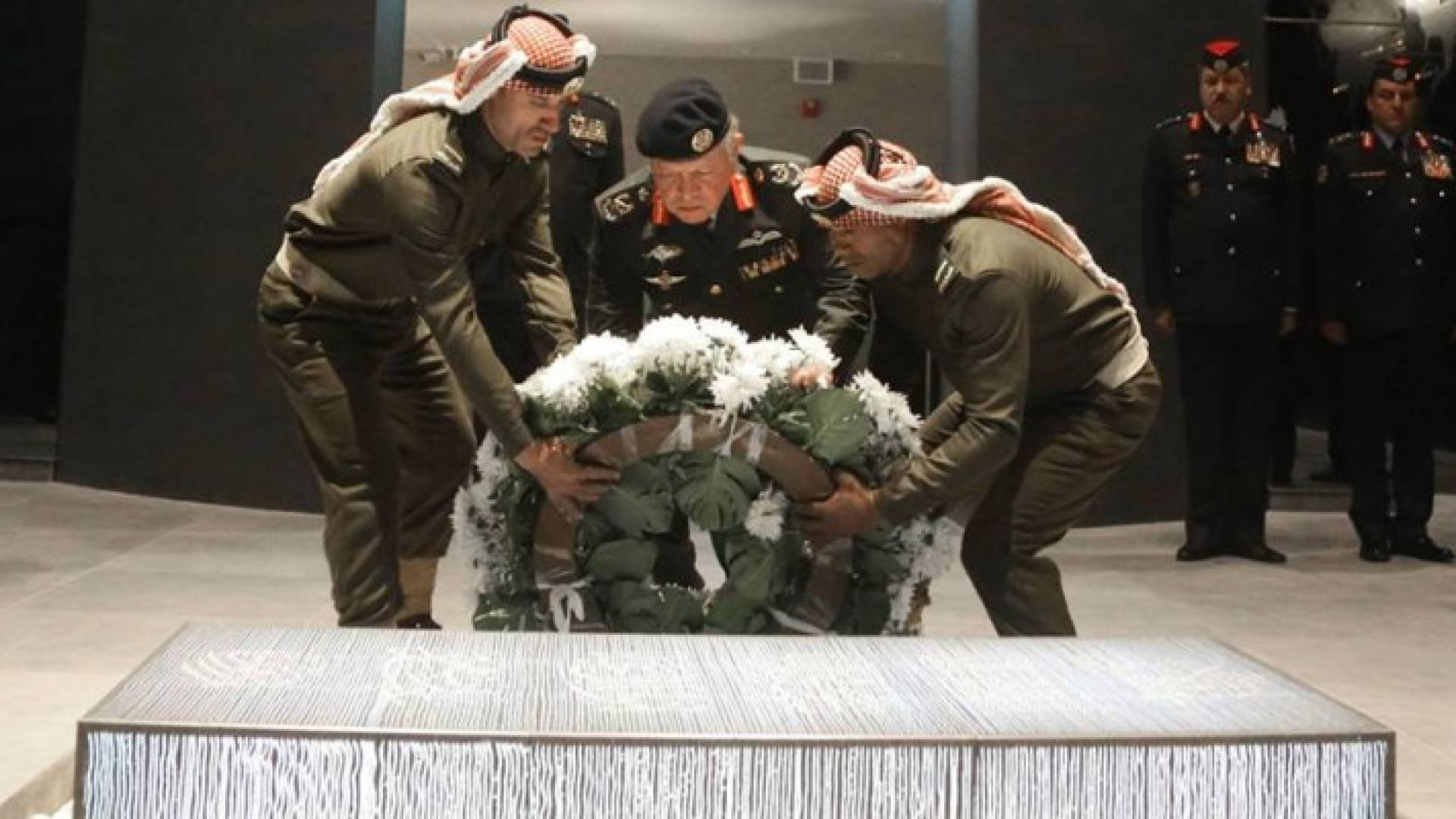 رفات شهيد من أبطال معارك القدس