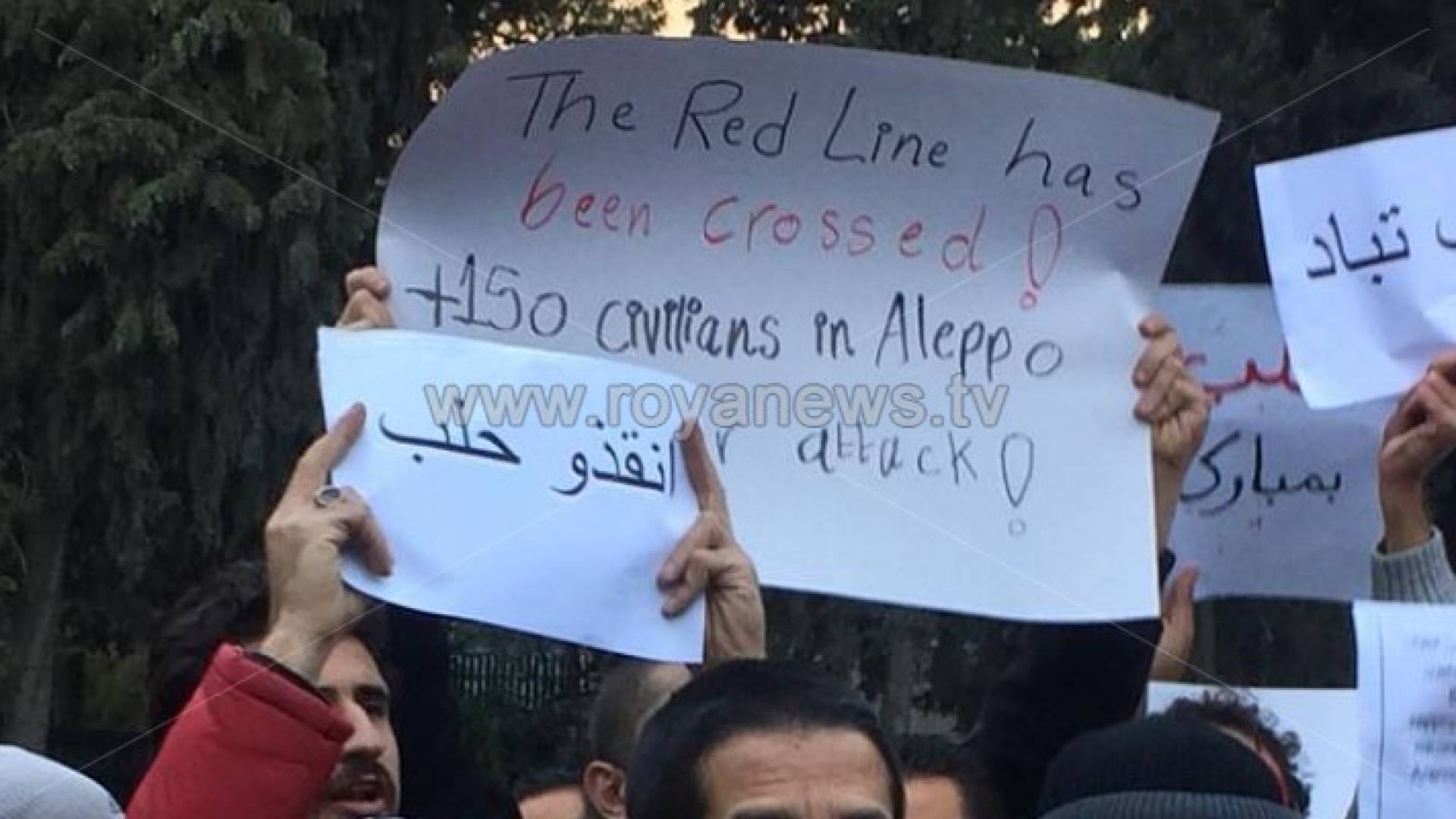 جانب من الاعتصام امام السفارة الروسية في عمان 