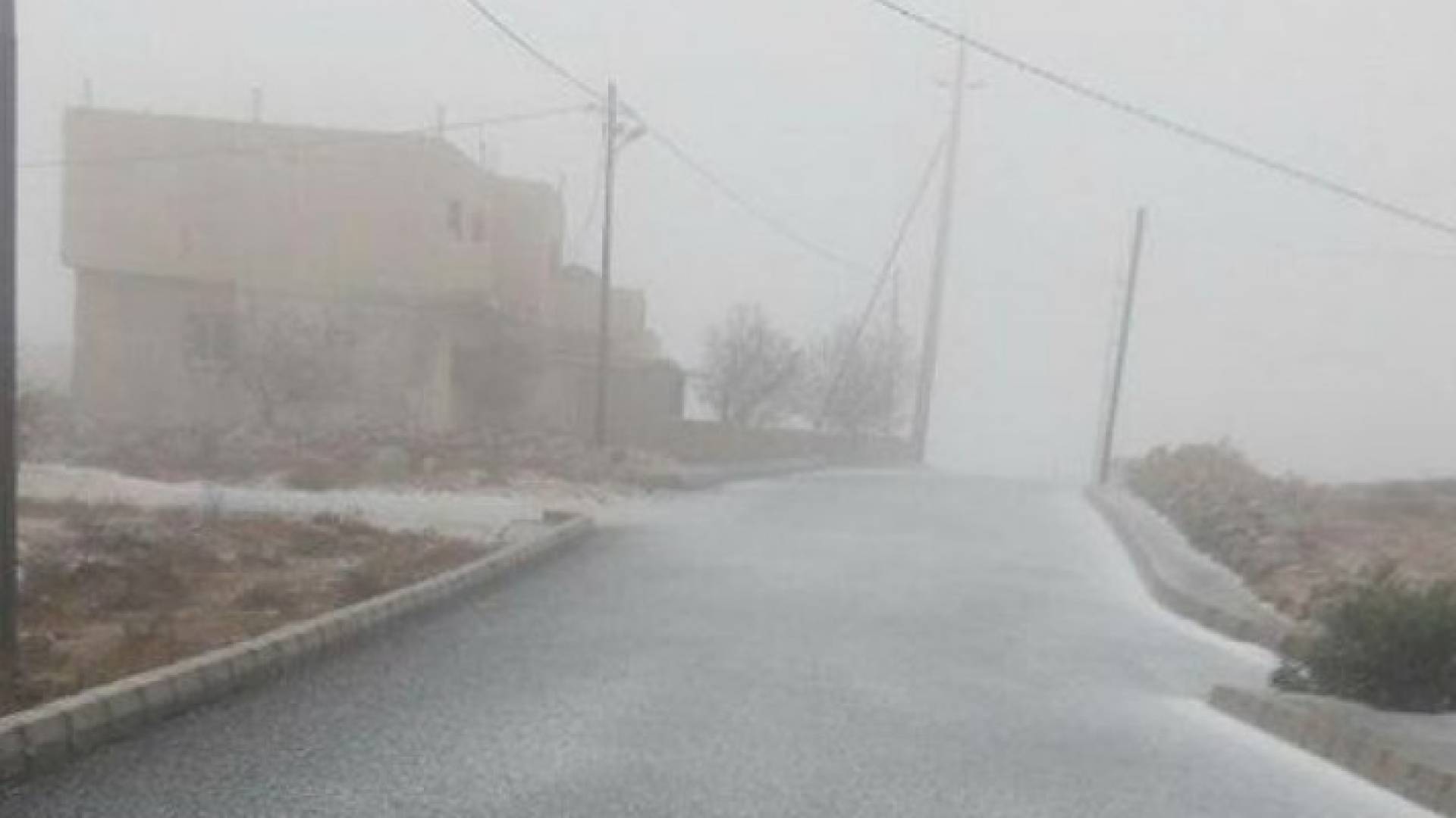 الثلوج في جرش وعجلون 