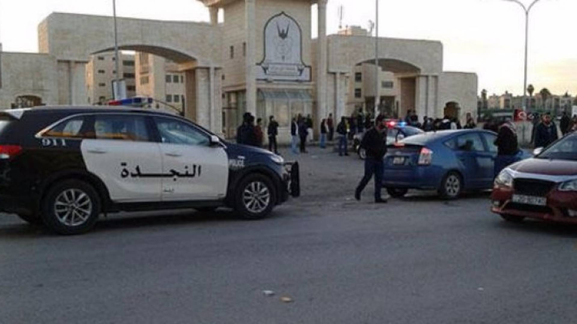 من أمام جامعة اليرموك 