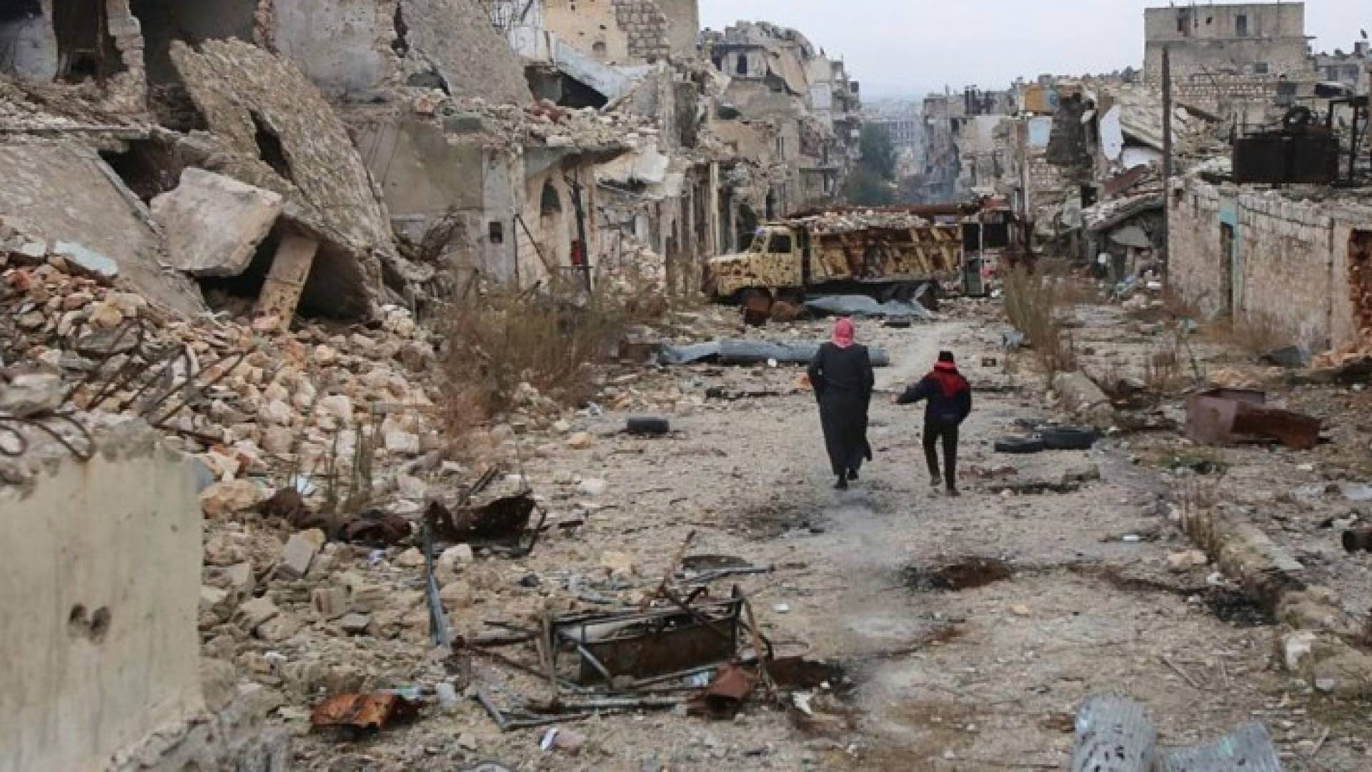 القوات الحكومية والميليشيات الموالية لها تعرقل خروج المدنيين من حلب 