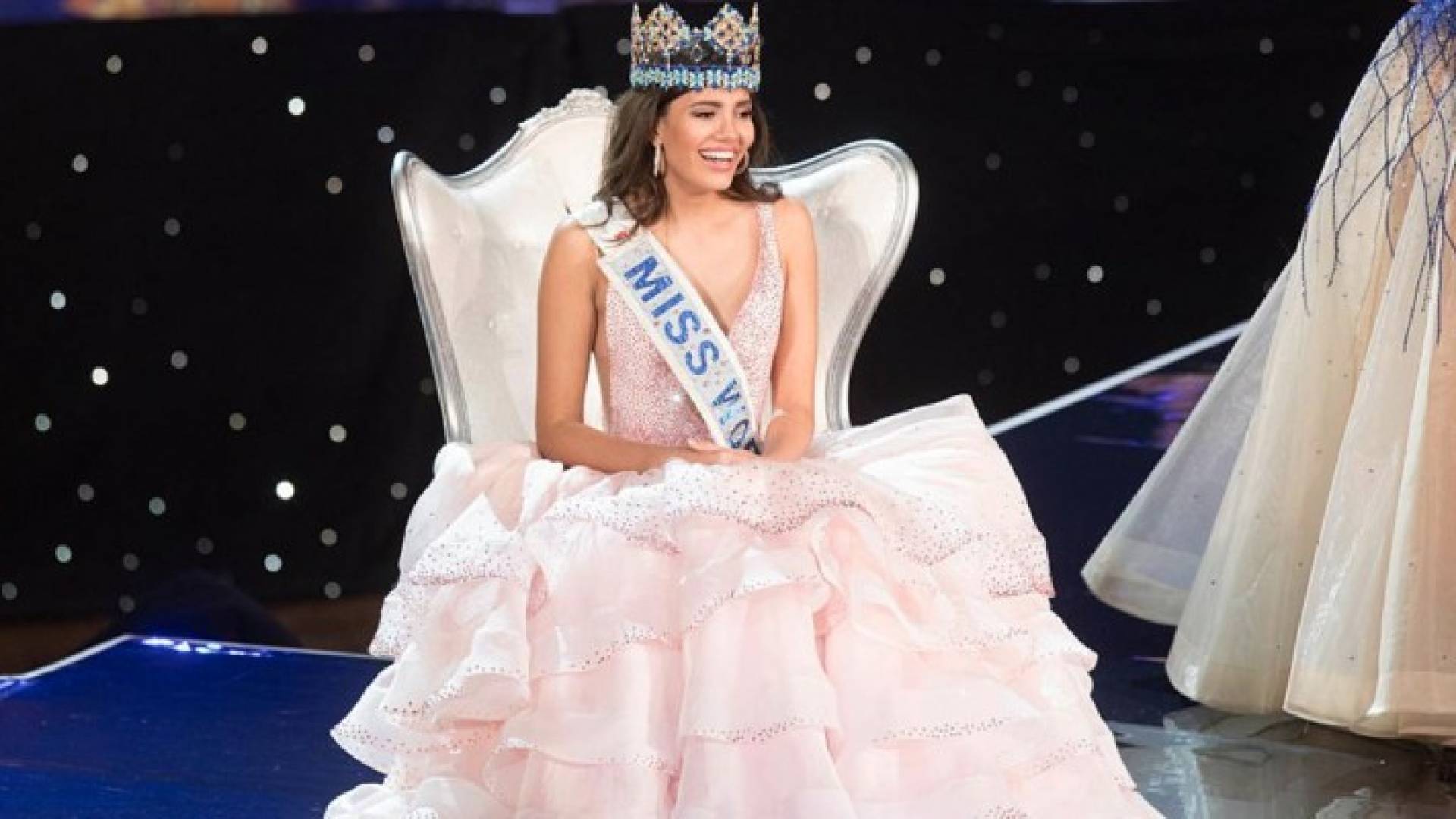 ملكة جمال العالم ستيفاني ديلبالي