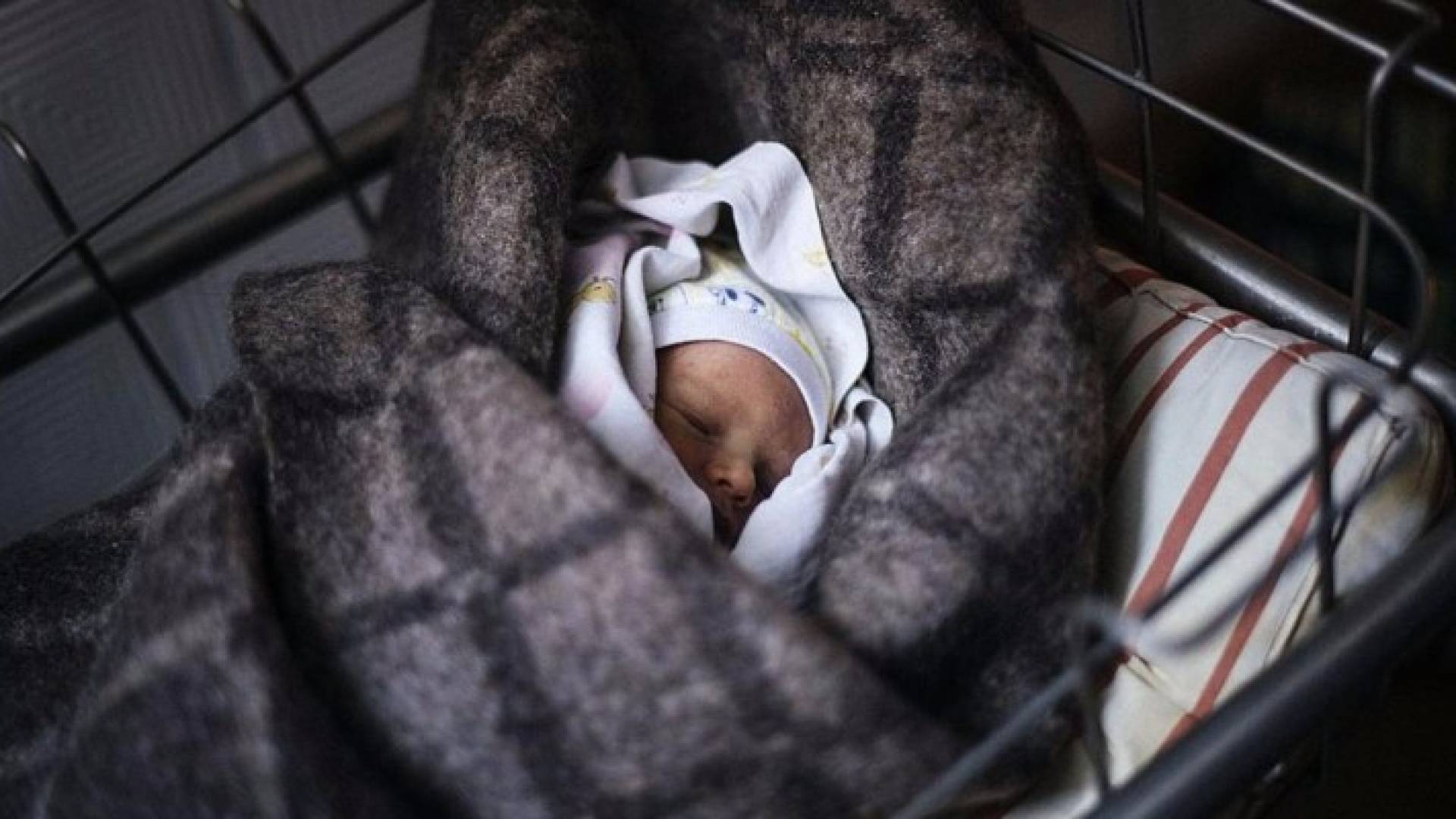 اعتقلت السلطت الأم بسبب الإهمال حيال رضيعتها- أرشيفية