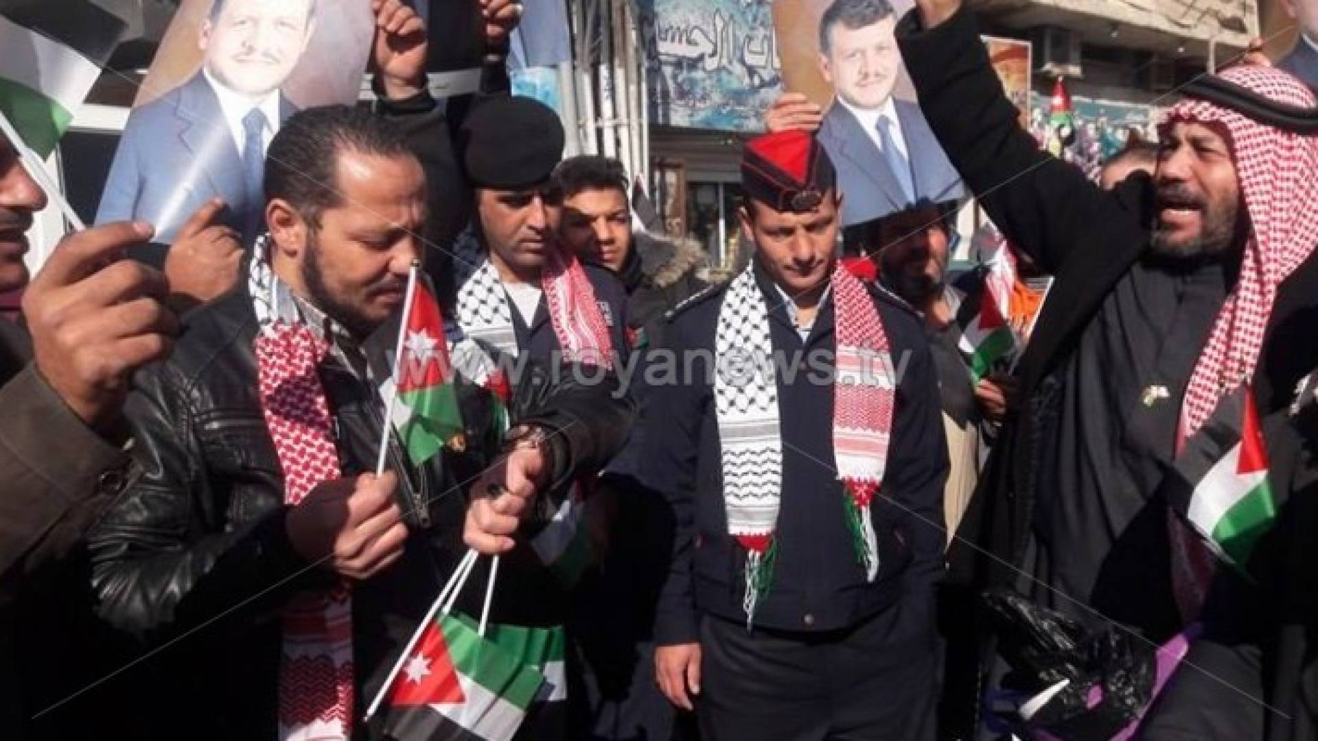 من الوقفة التضامنية في مخيم الحسين بالعاصمة عمان 