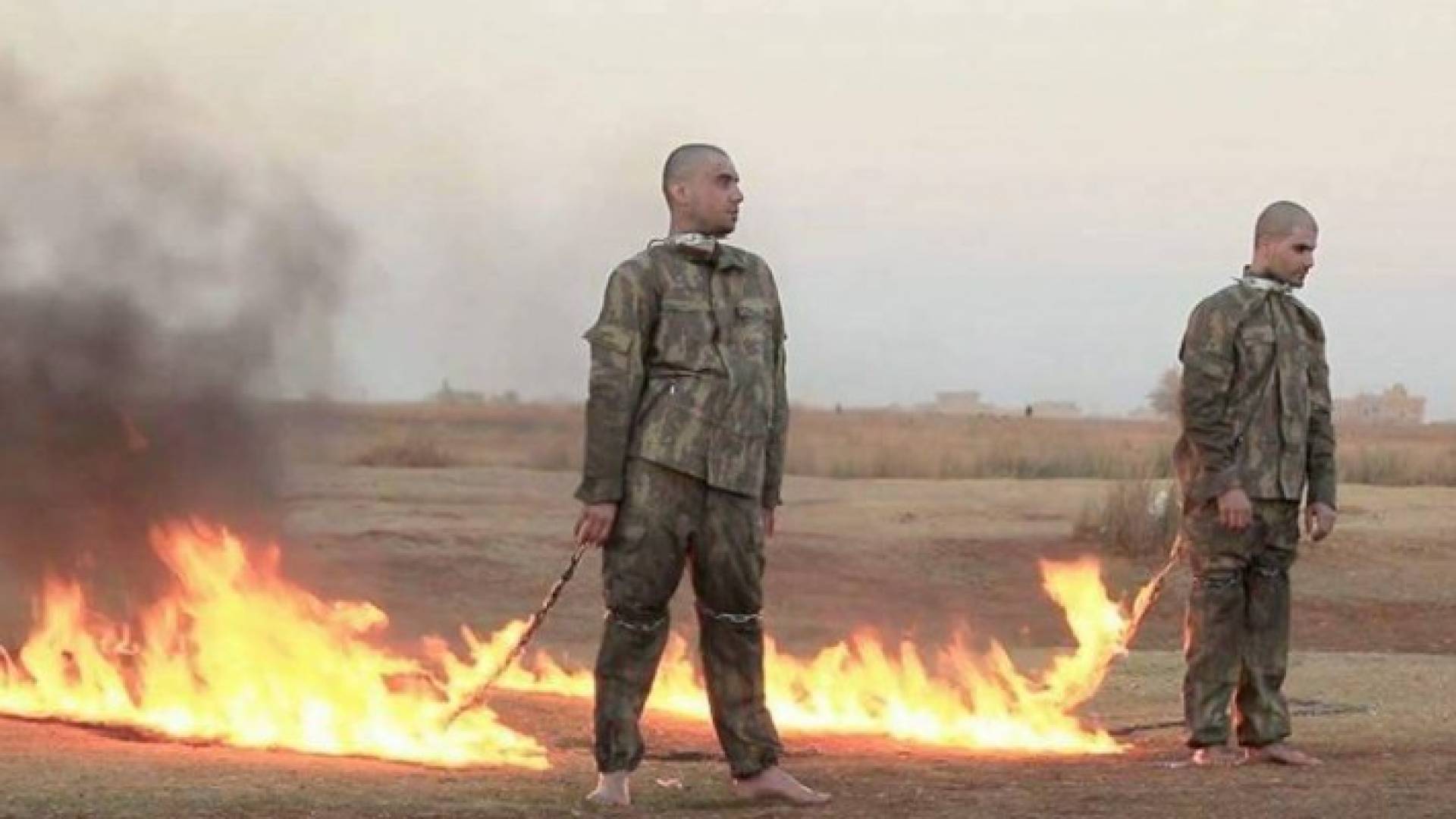 داعش قبض على الجنديين منذ عام تقريبا