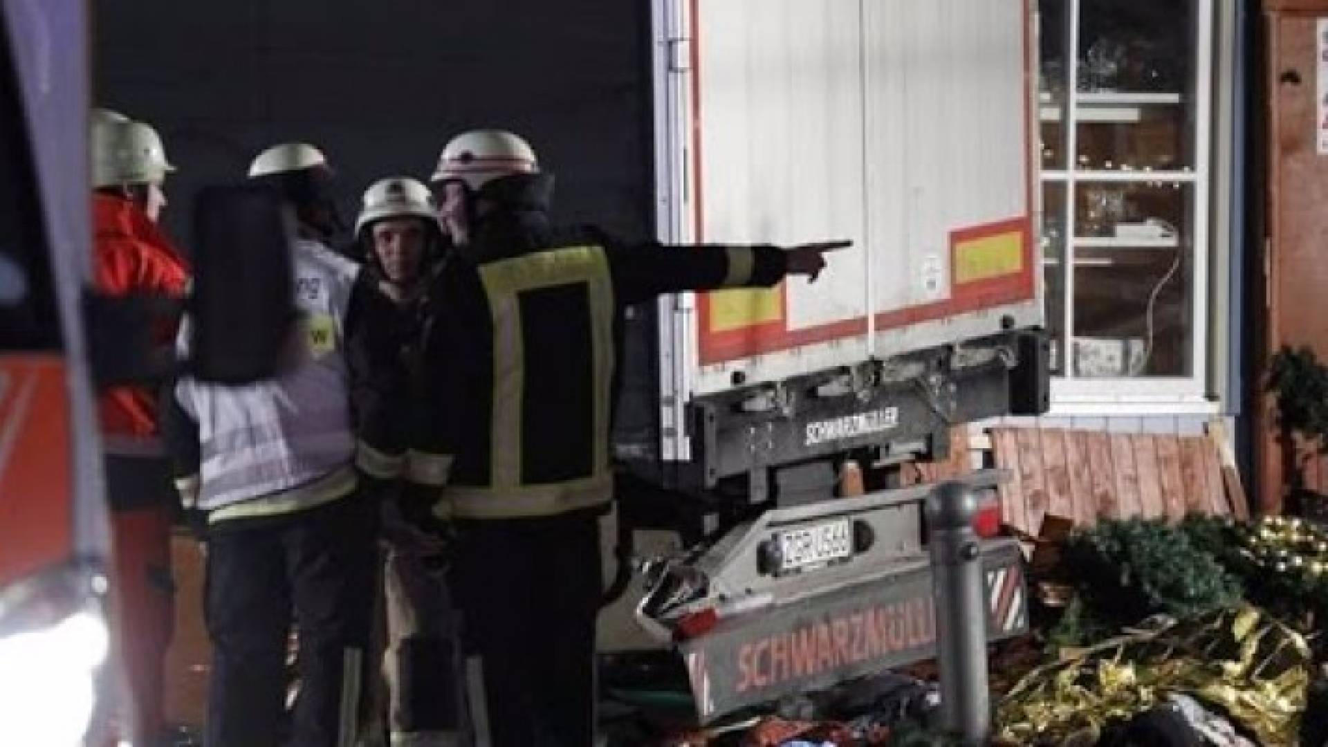 جانب من حادث الدهس الذي وقع في ألمانيا 