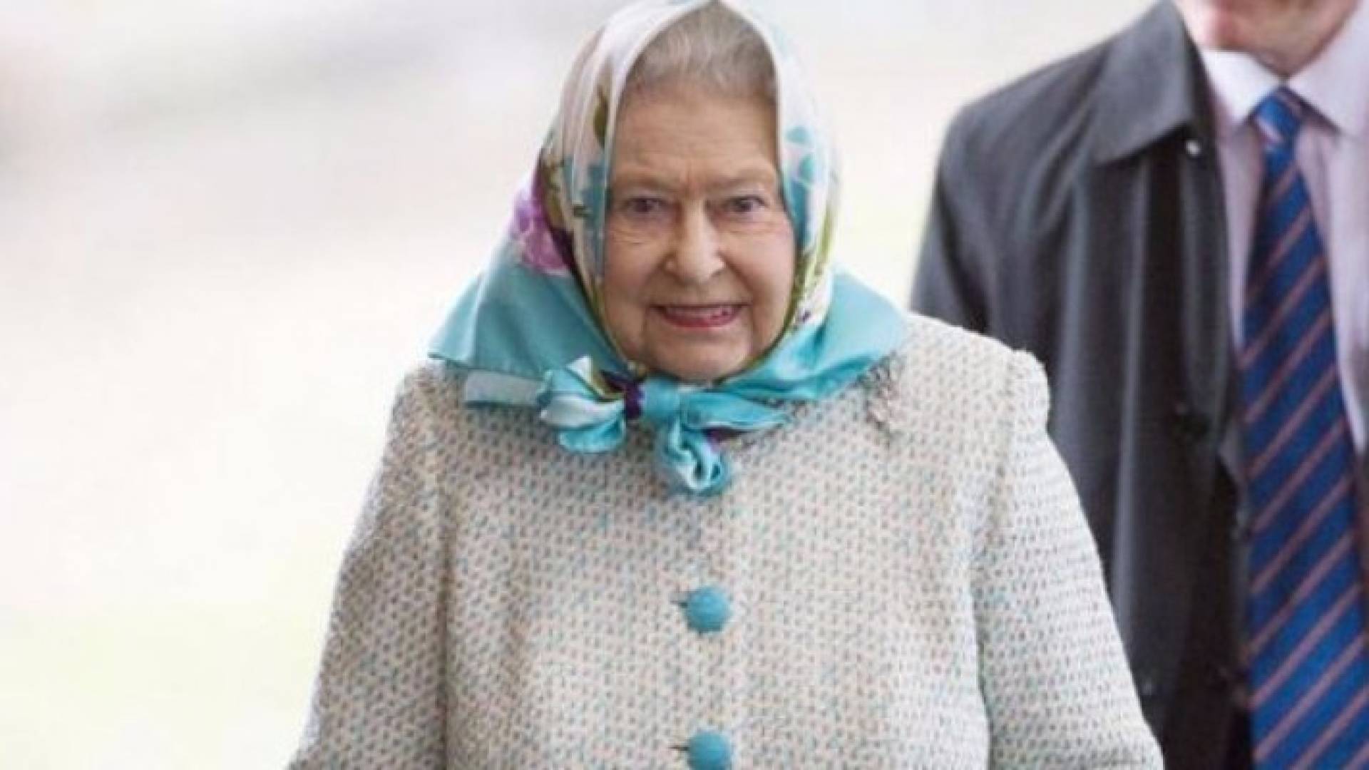 الملكة اليزابيث الثانية