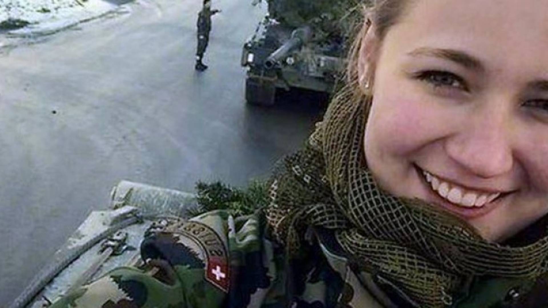 مجندة سويسرية 