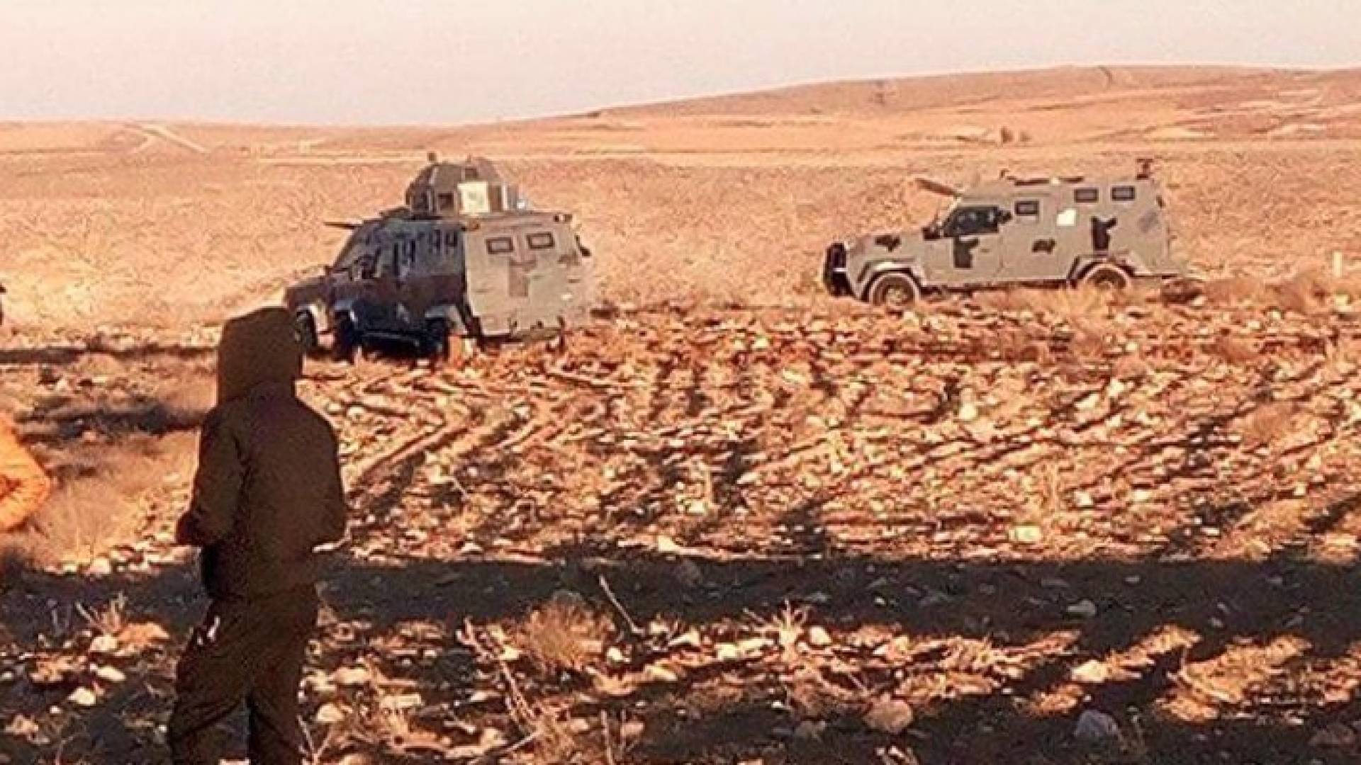 الصور من مواقع التواصل الاجتماعي