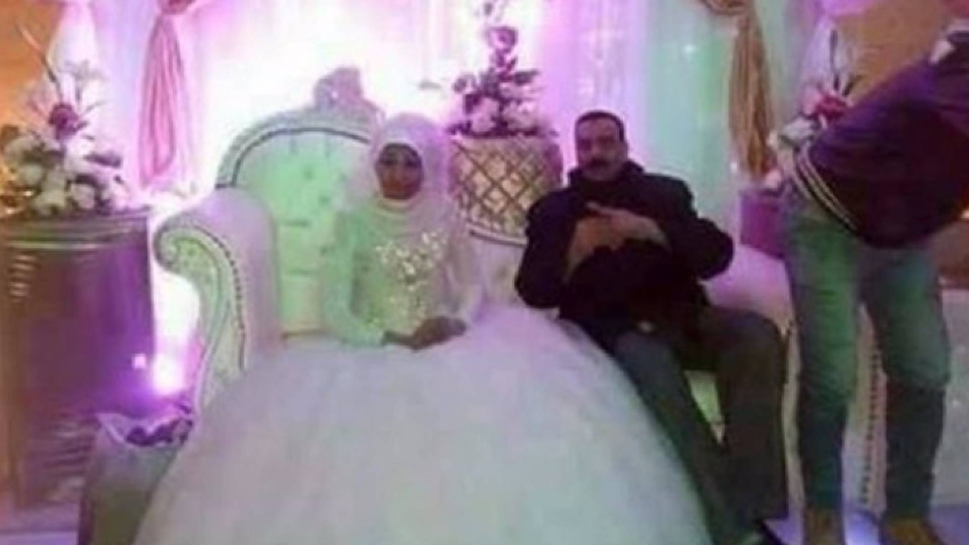 المسنة المصرية احتفلت بـ"زفافها"