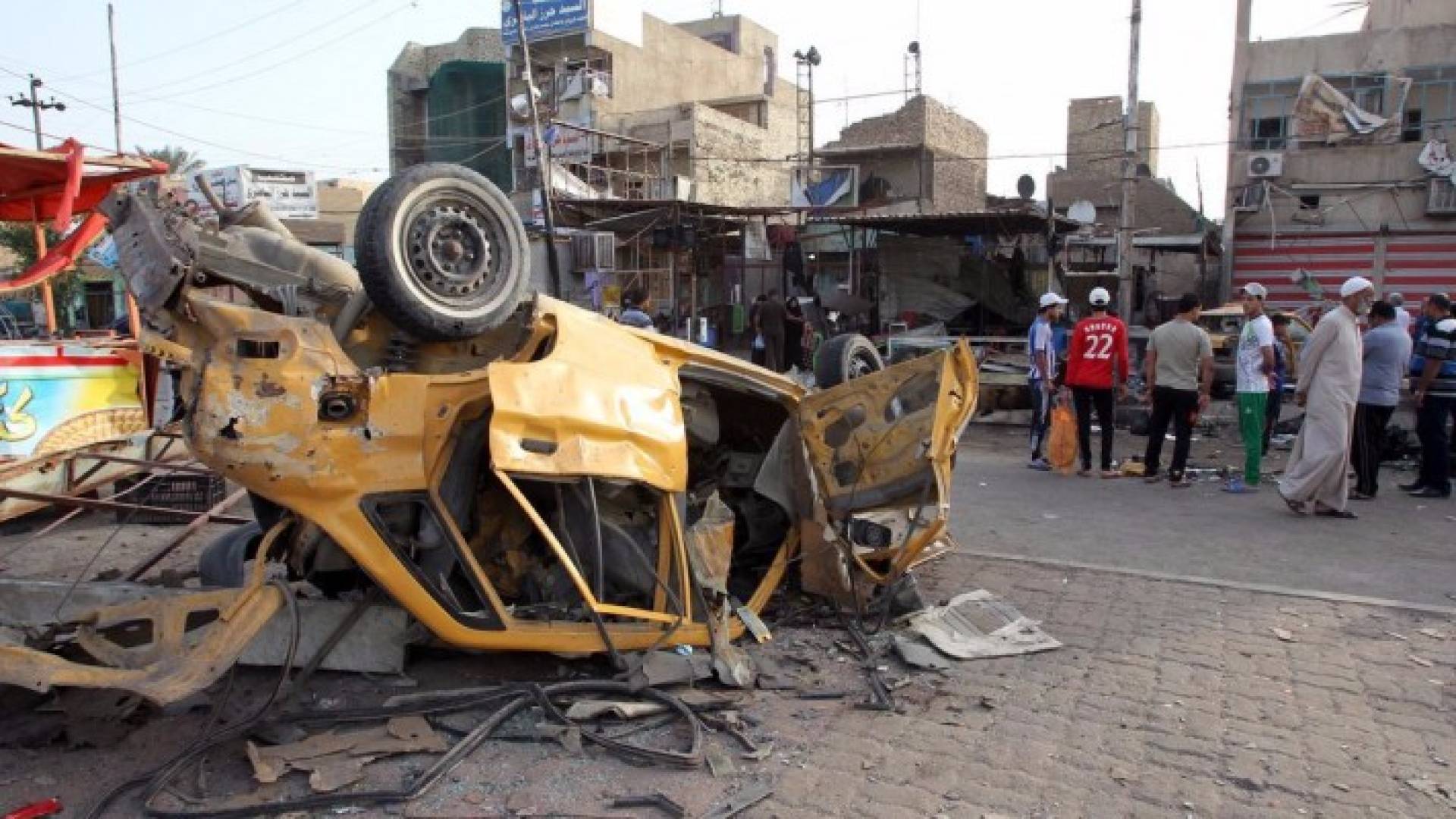 آثار تفجير في مدينة الصدر ببغداد