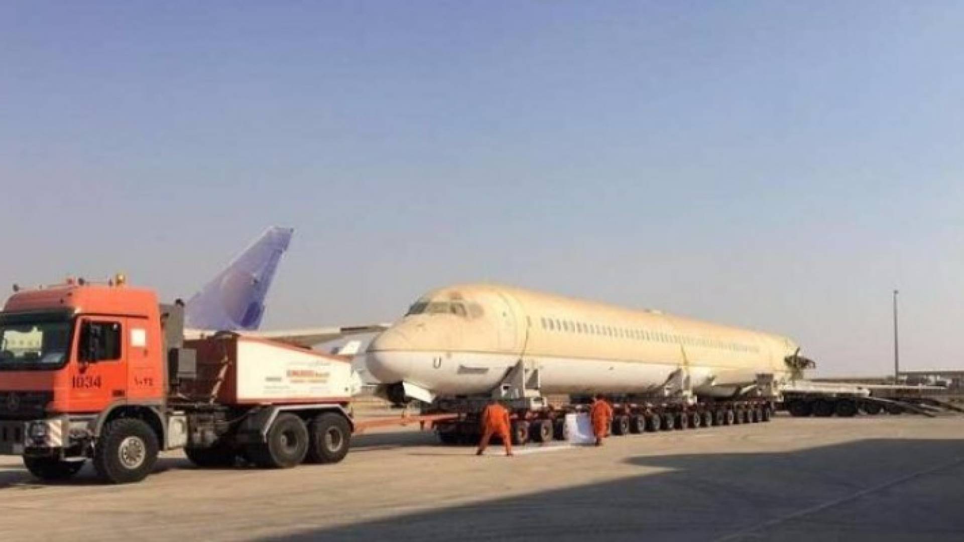 بلغت تكلفة نقل الطائرة نحو مليونين و200 ألف ريال سعودي 