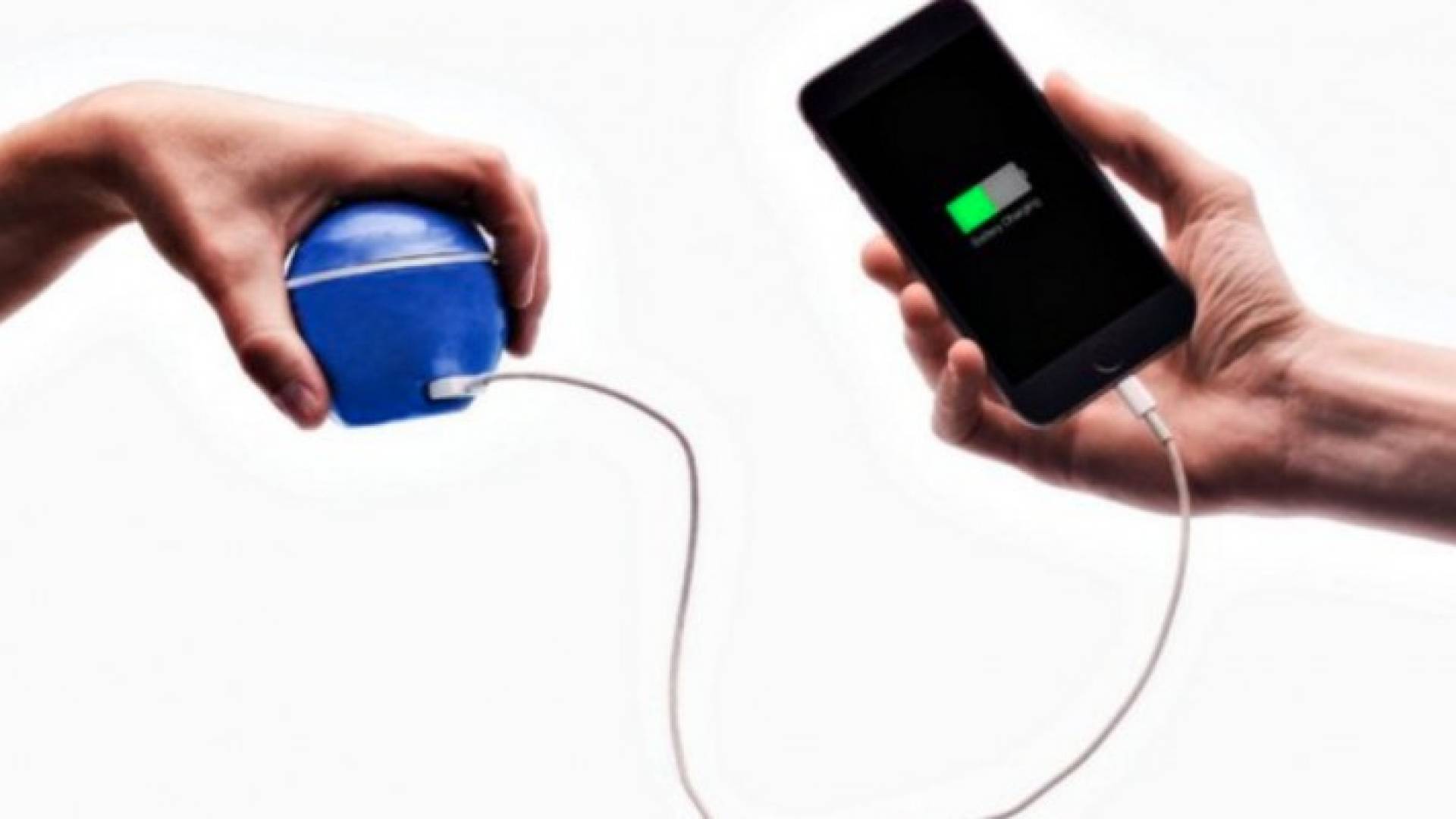 اختراع الشاحن استغرق عاما كاملا