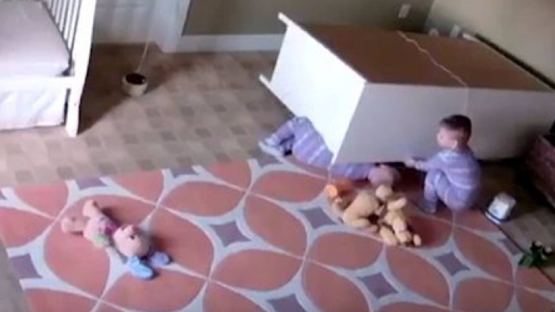 الطفل وصف بالجبار