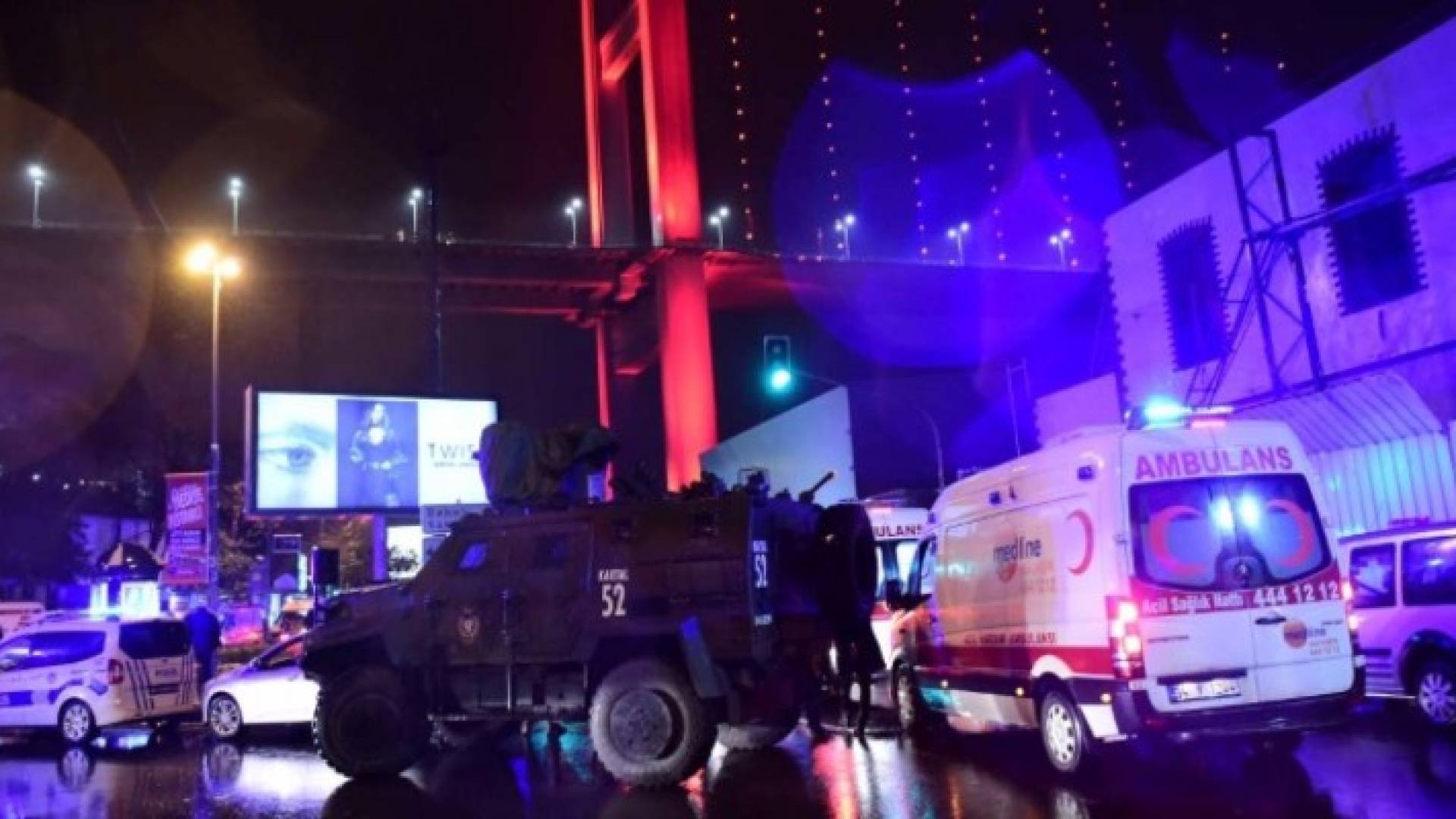 امام المطعم لحظة الهجوم