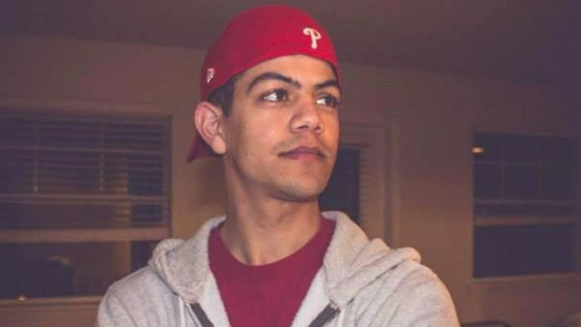 الشاب استيبان سانتياغو