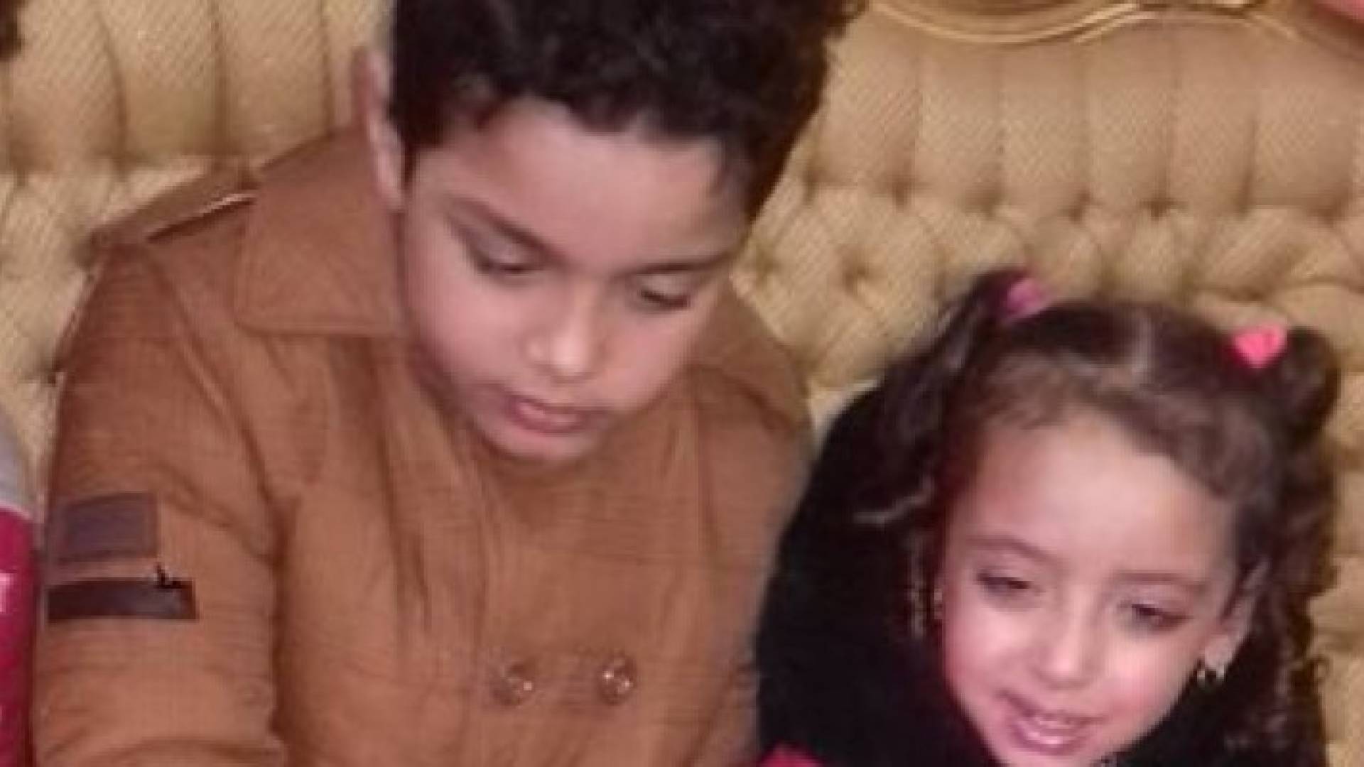 صورة أصغر عروسين