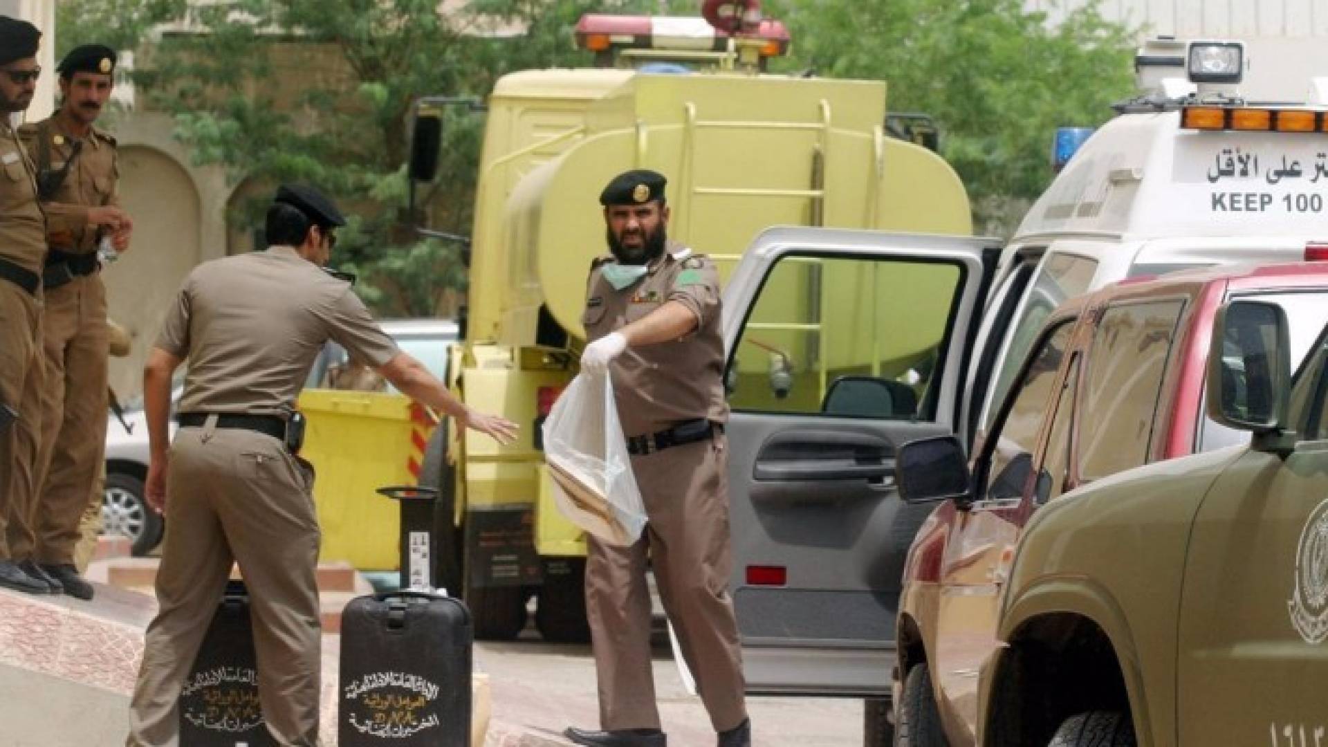 رجال شرطة سعوديين