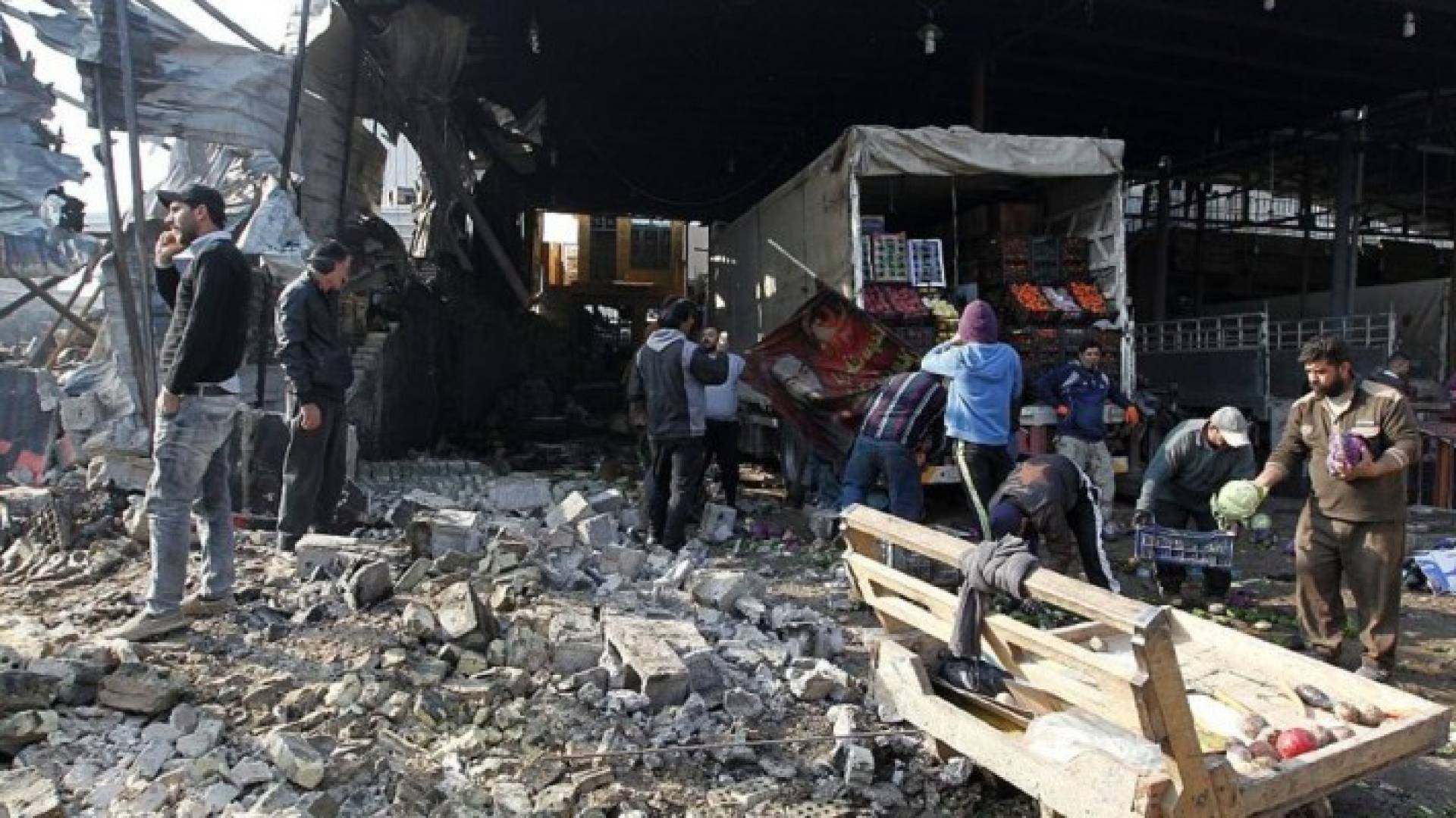 انفجار في سوق الخضار