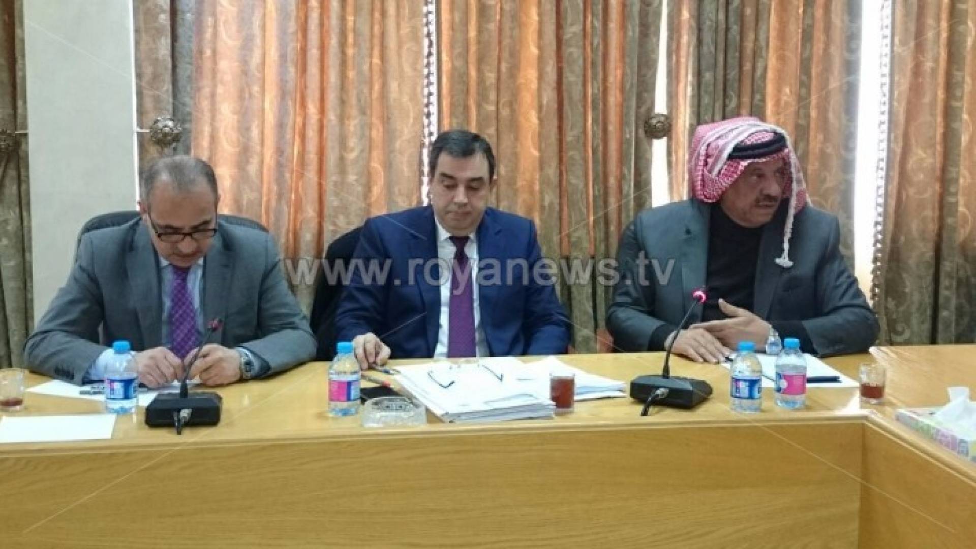 حماد يجتمع مع لجنة الريف والبادية النيابية