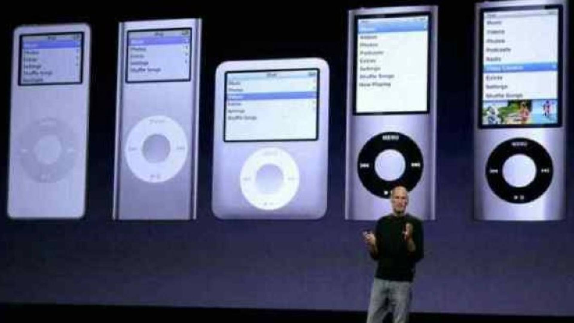 ظهور لهاتف جديد من هواتف آيفون كان يعني الاستغناء عن أحد أجهزة آيبود