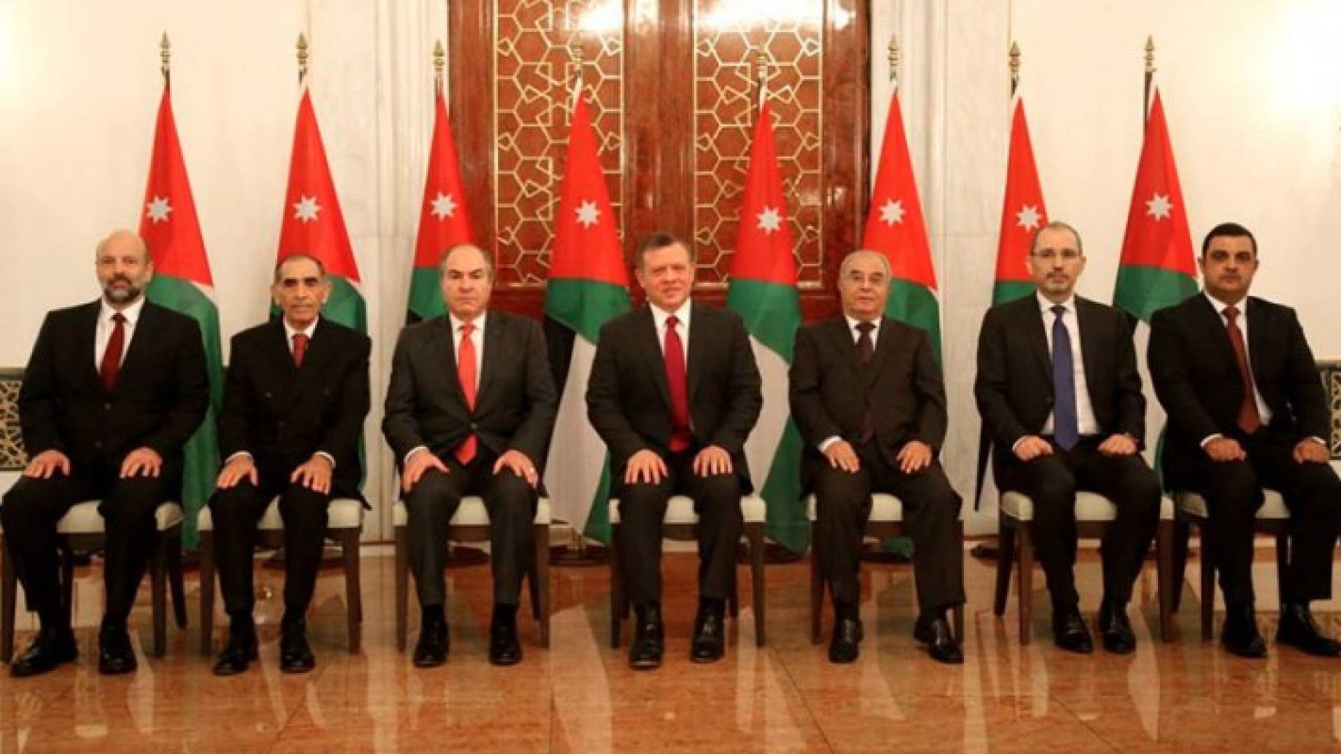 حكومة الملقي تؤدي اليمين الدستورية أمام جلالة الملك