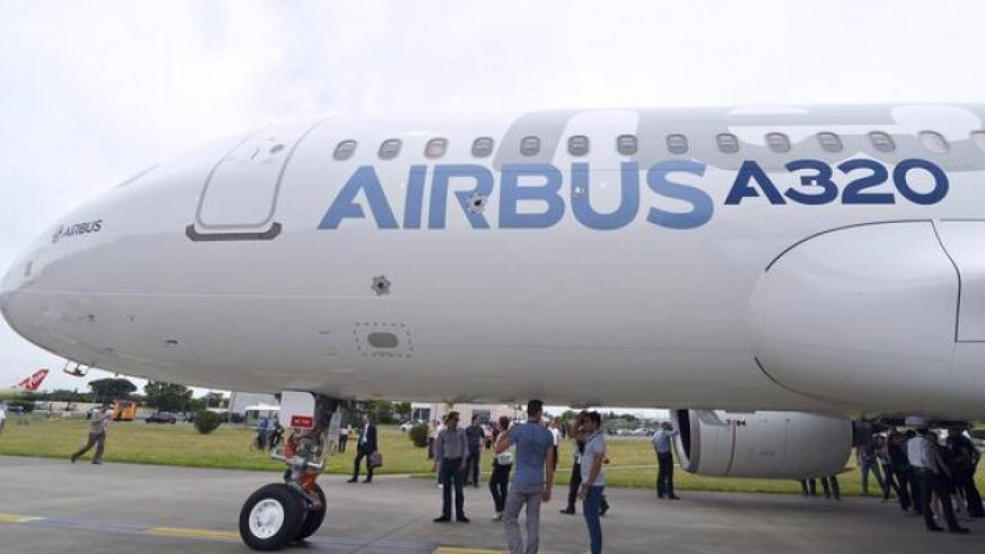 طائرة ايرباص "ايه-320 نيو"