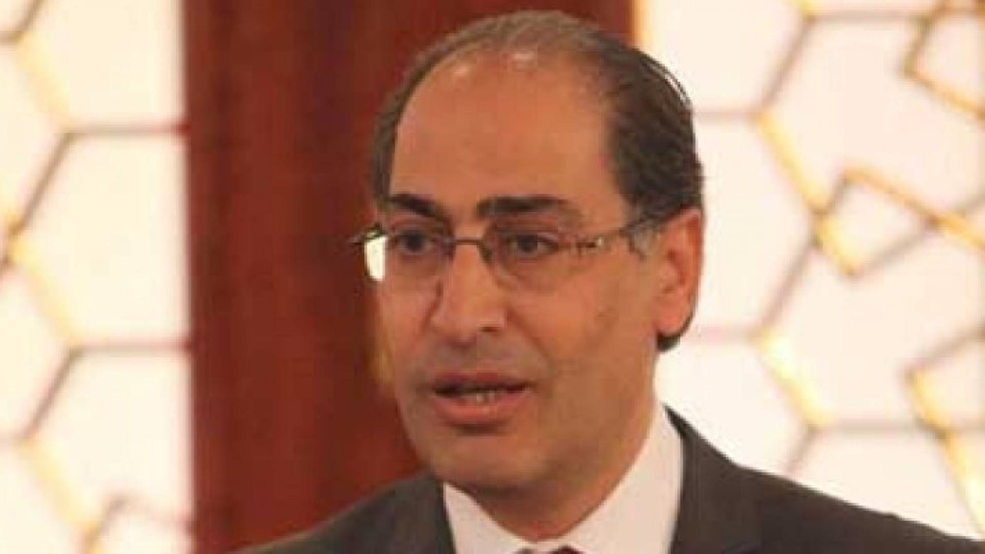 وزير الطاقة والثروة المعدنية الدكتور ابراهيم سيف 