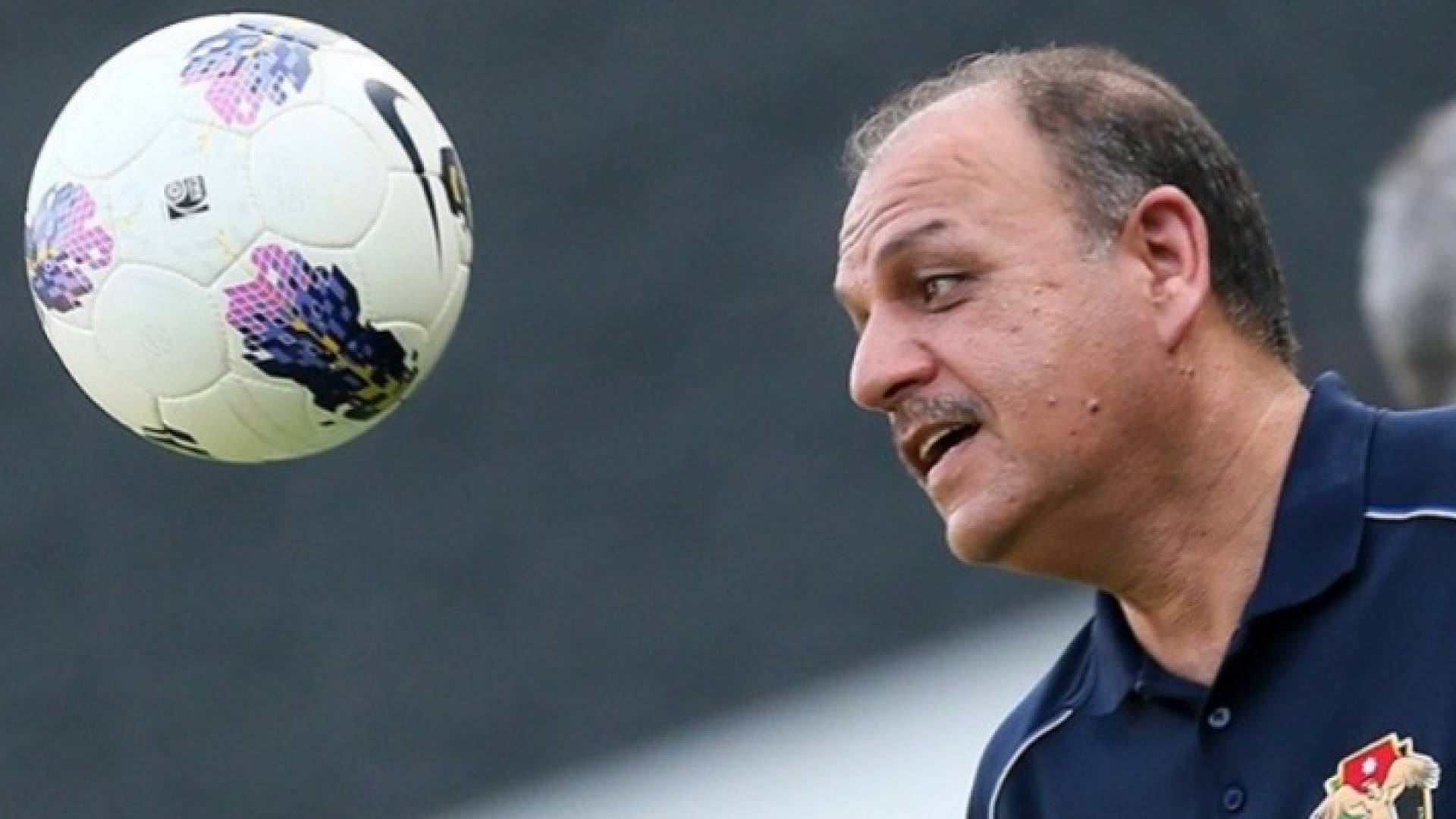 المدير الفني لفريق الوحدات عدنان حمد