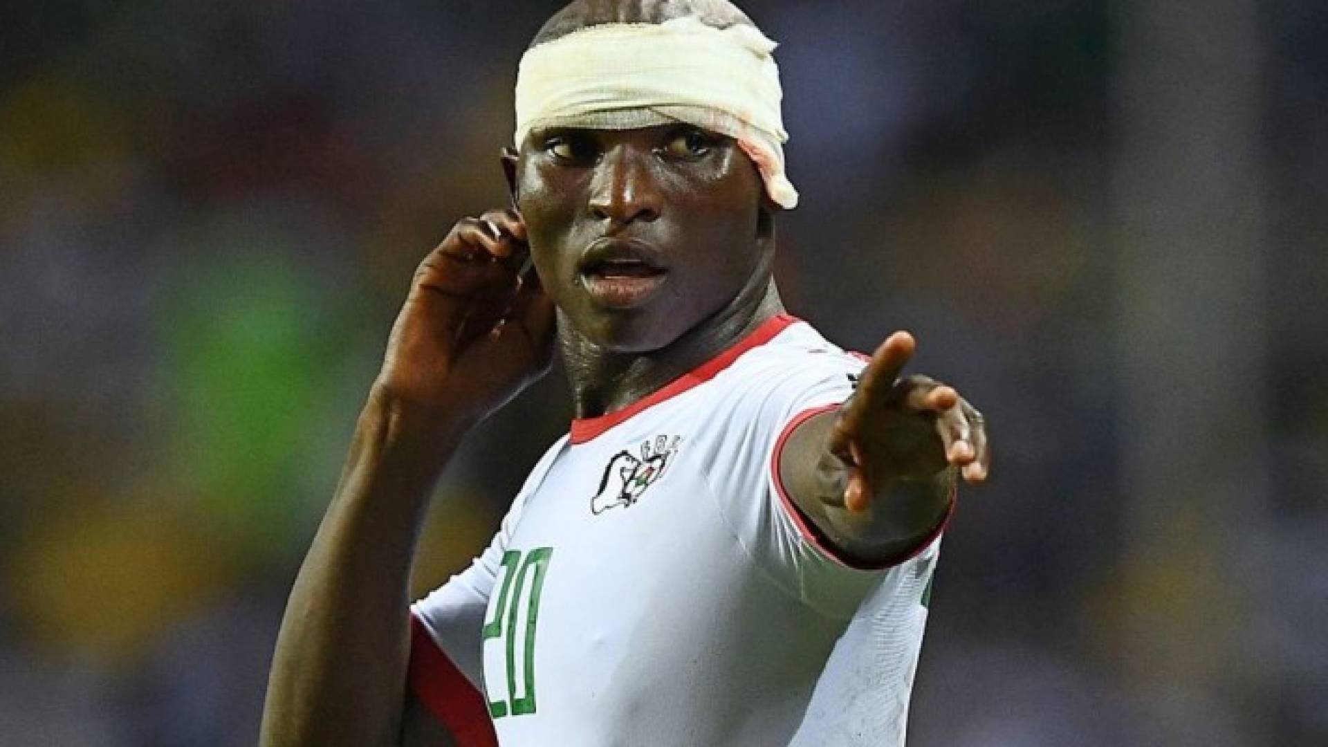 لاعب بوركينا فاسو يعقوب كوليبالي أصيب في المباراة