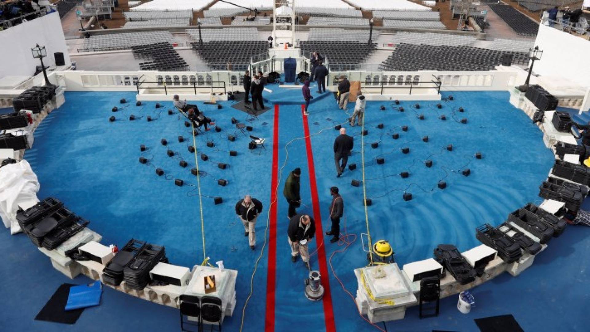 جانب من التجهيزات