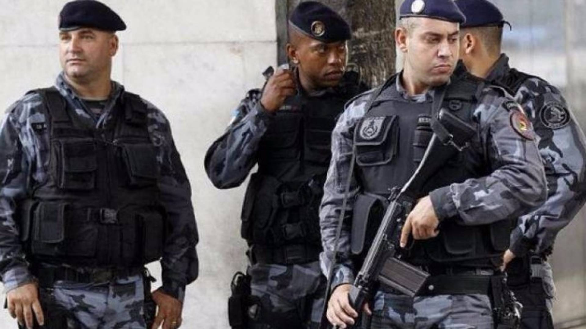 عناصر من الشرطة البرازيلية