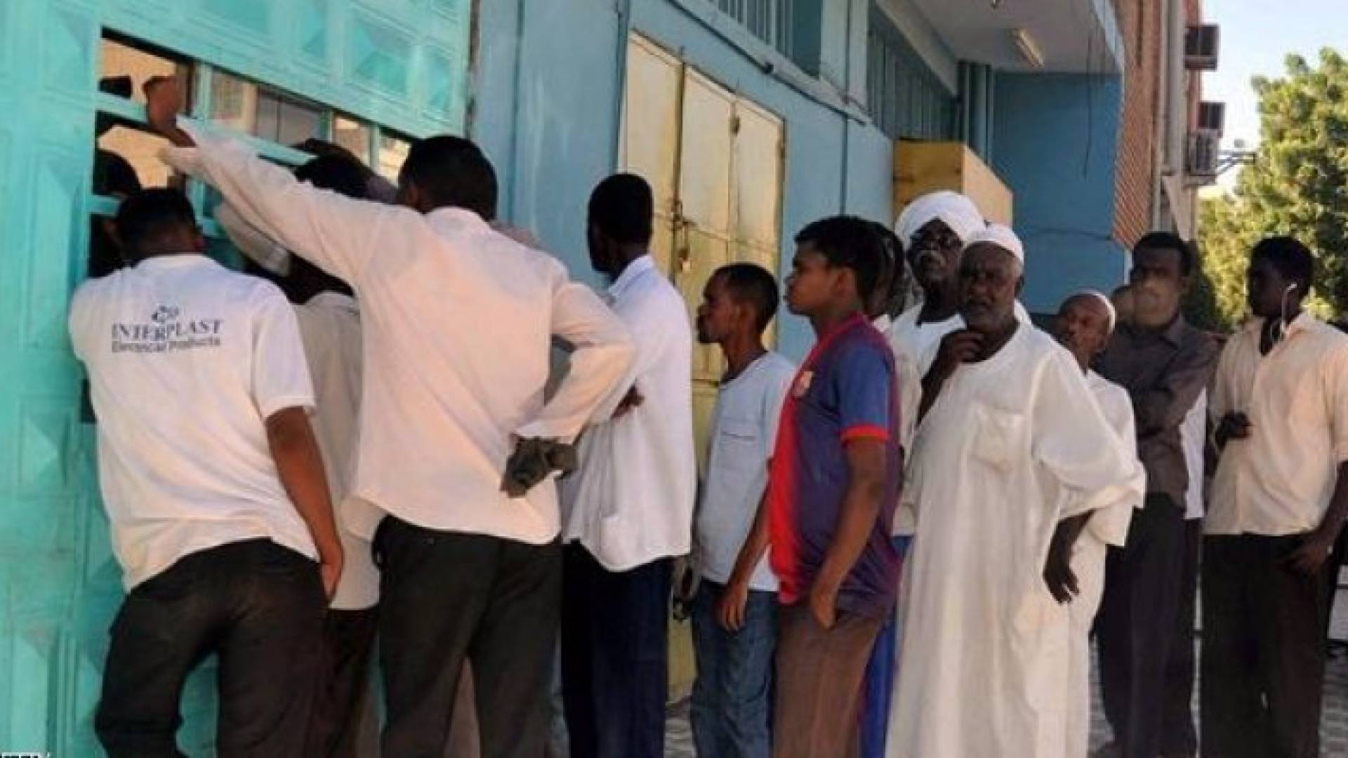 الوزير شدد على ضرورة إعلاء قيمة العمل والإنتاج