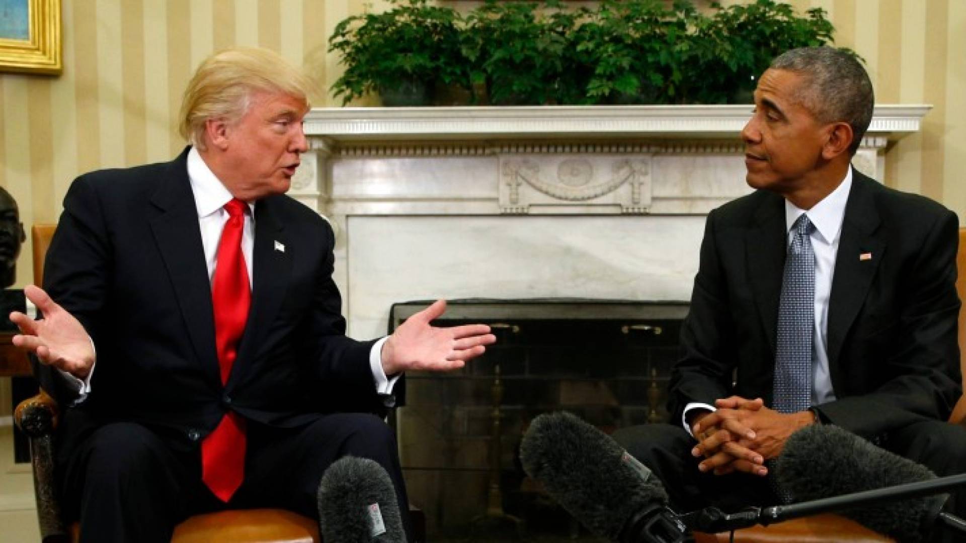 خطأ فني لتويتر ينقل حساب اوباما في البيت الأبيض الى ترامب 