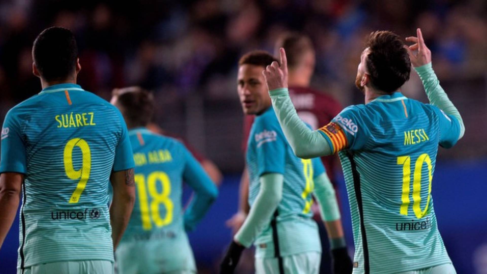 برشلونة يهزم إيبار في الليغا