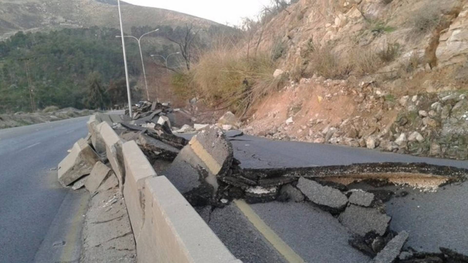 جانب من الانهيار 