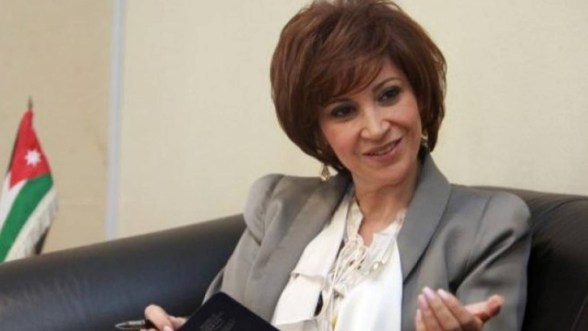 وزيرة تطوير القطاع العام مجد شويكة