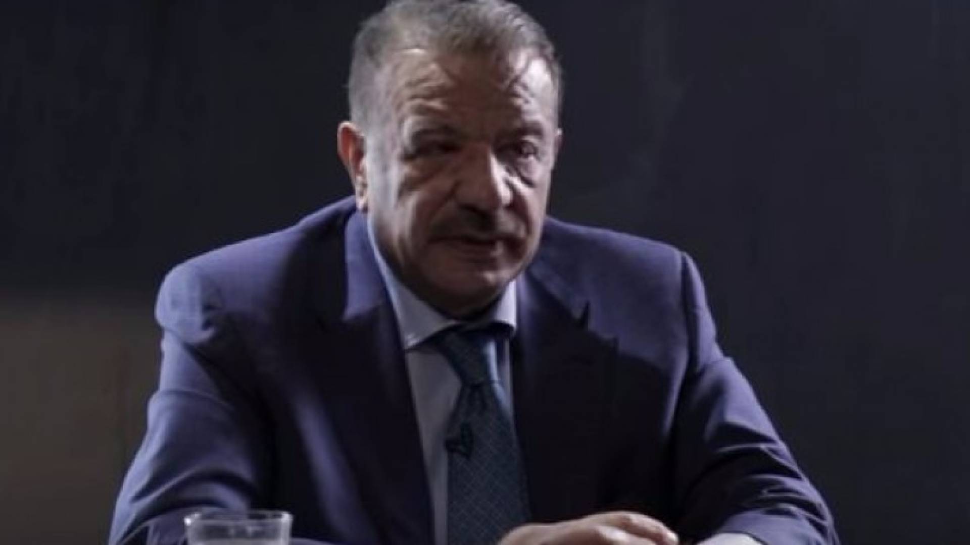 من الفيديو