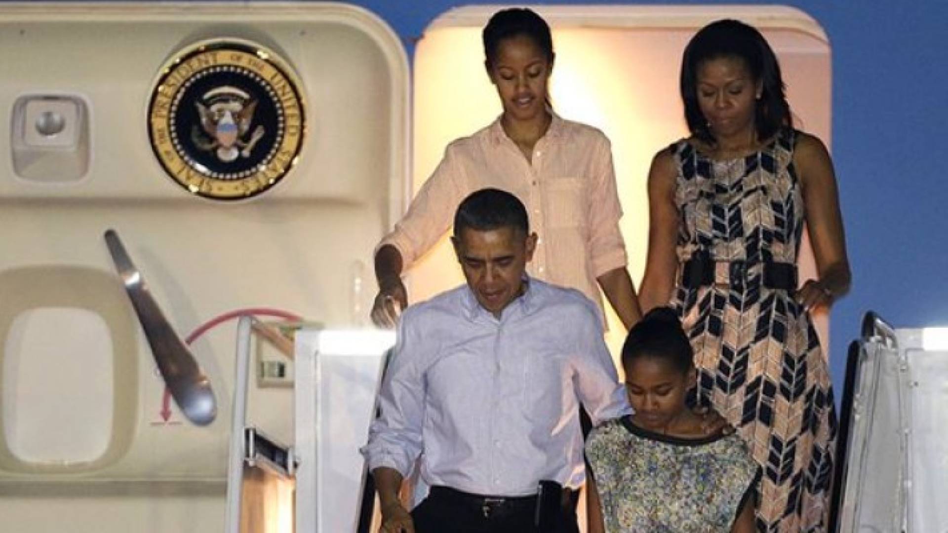 اوباما وعائلاته 